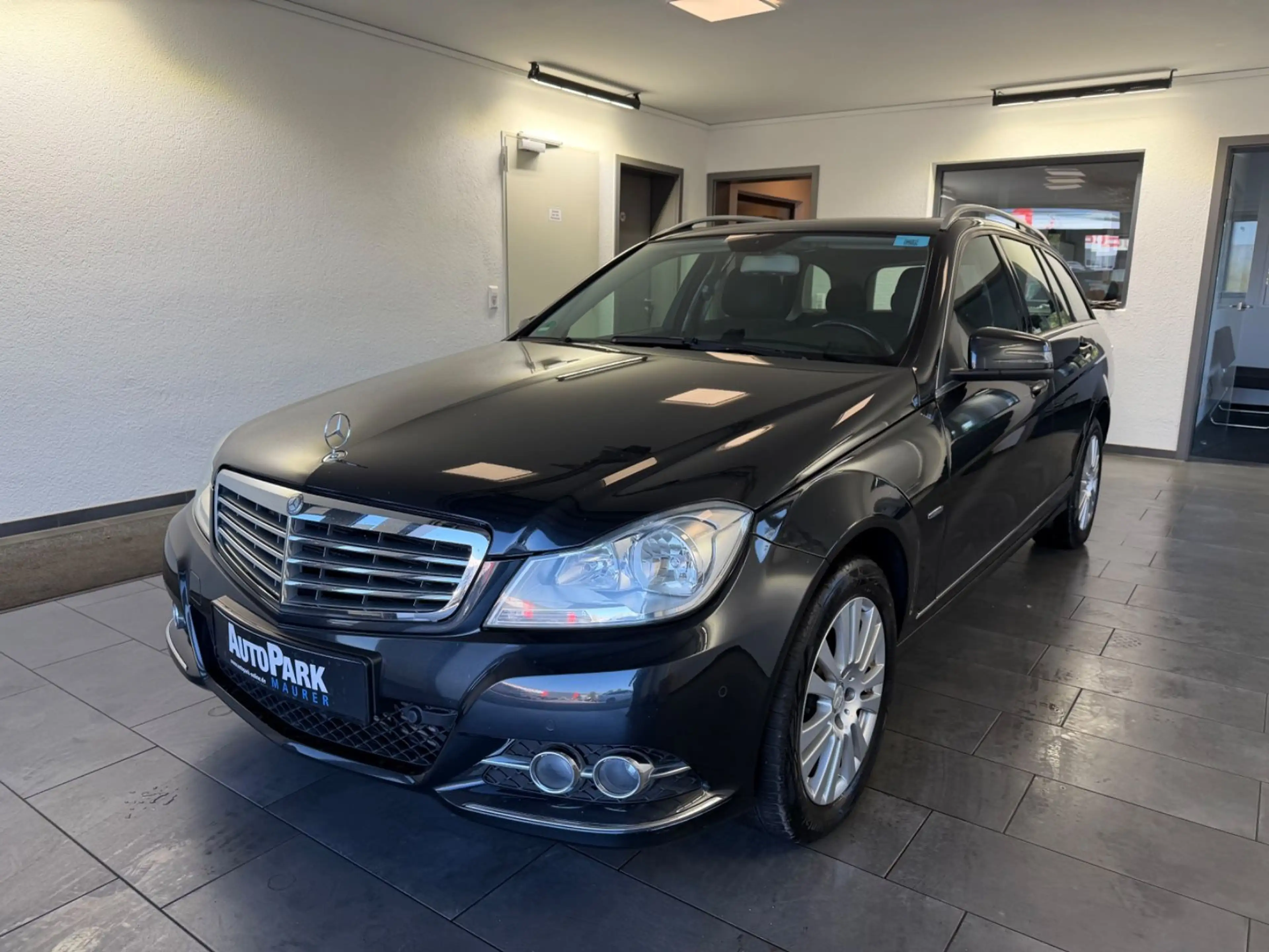 Mercedes-Benz C 220 T CDI BlueE. Elegance*AHK*Navi*SHD — photo 2
