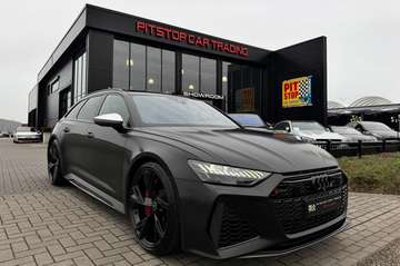 TFSI quattro, B&O 3D, Akrapovic, RS Dynamic+, Carb