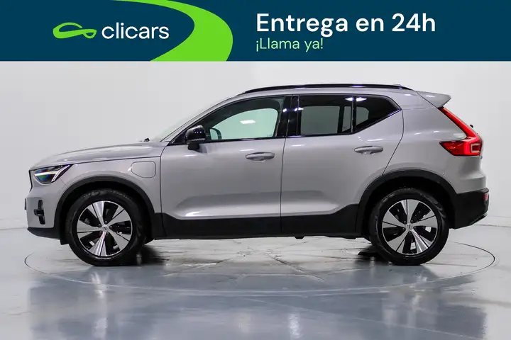 Volvo XC40 2022, foto 8