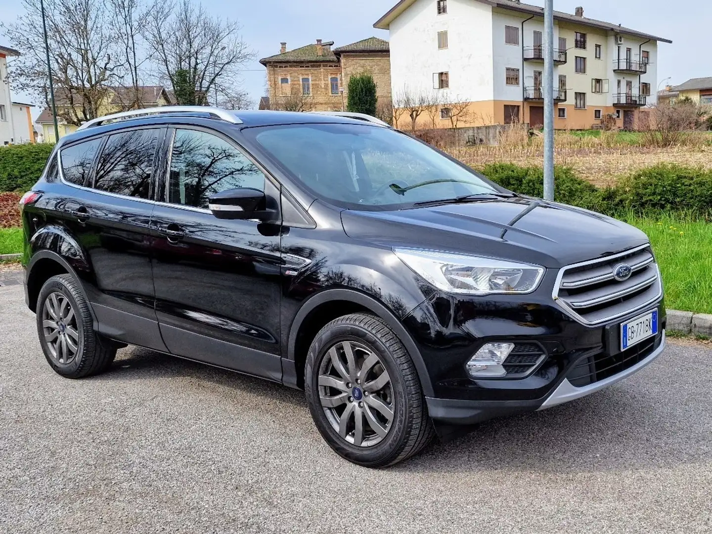 Ford Kuga 1.5 tdci ST-Line Business s&s 2wd 120cv Nero - 1