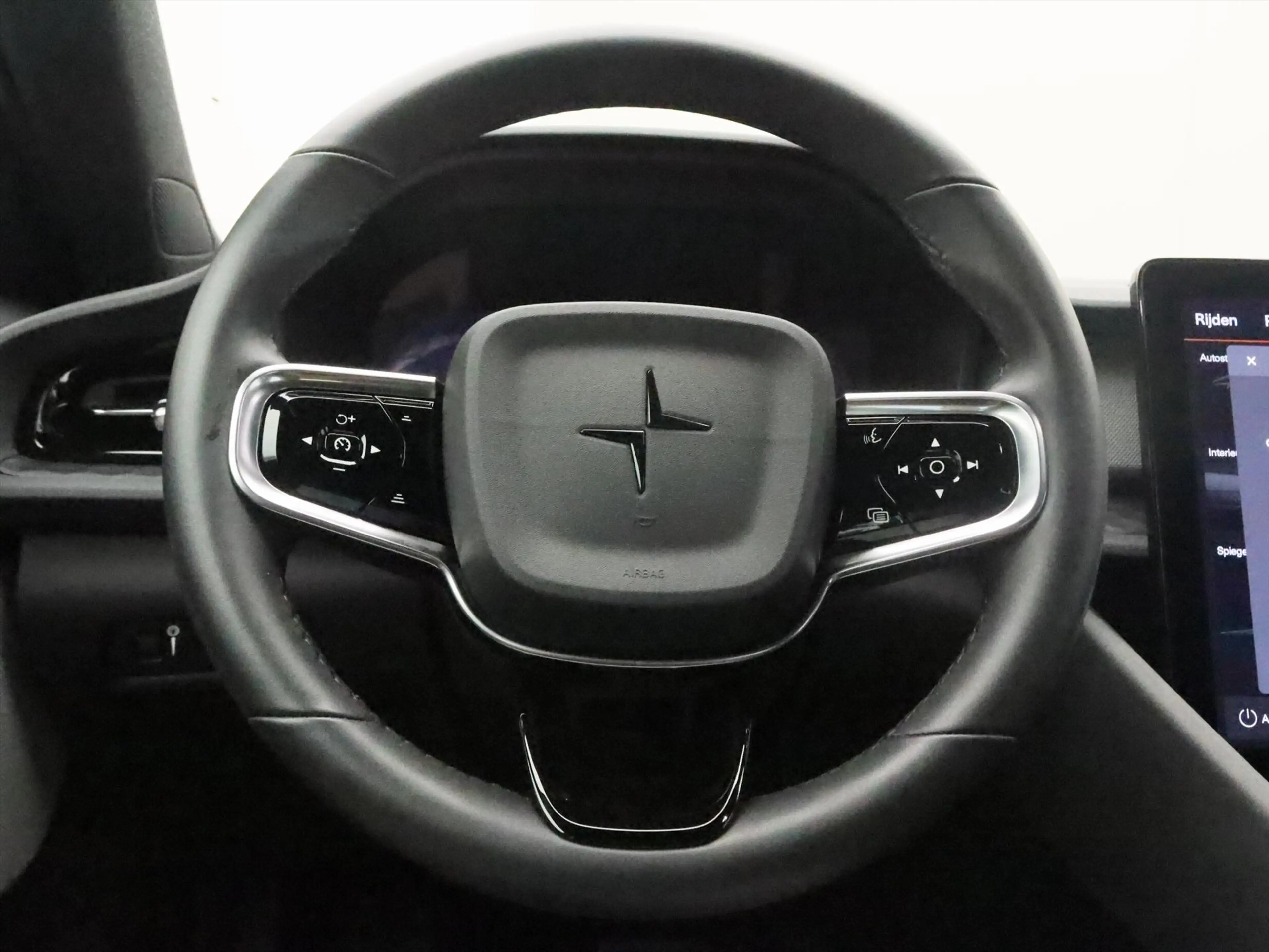 Polestar 2 Long Range Single Motor 231pk 94.1% SoH [ TREKHAAK — photo 21