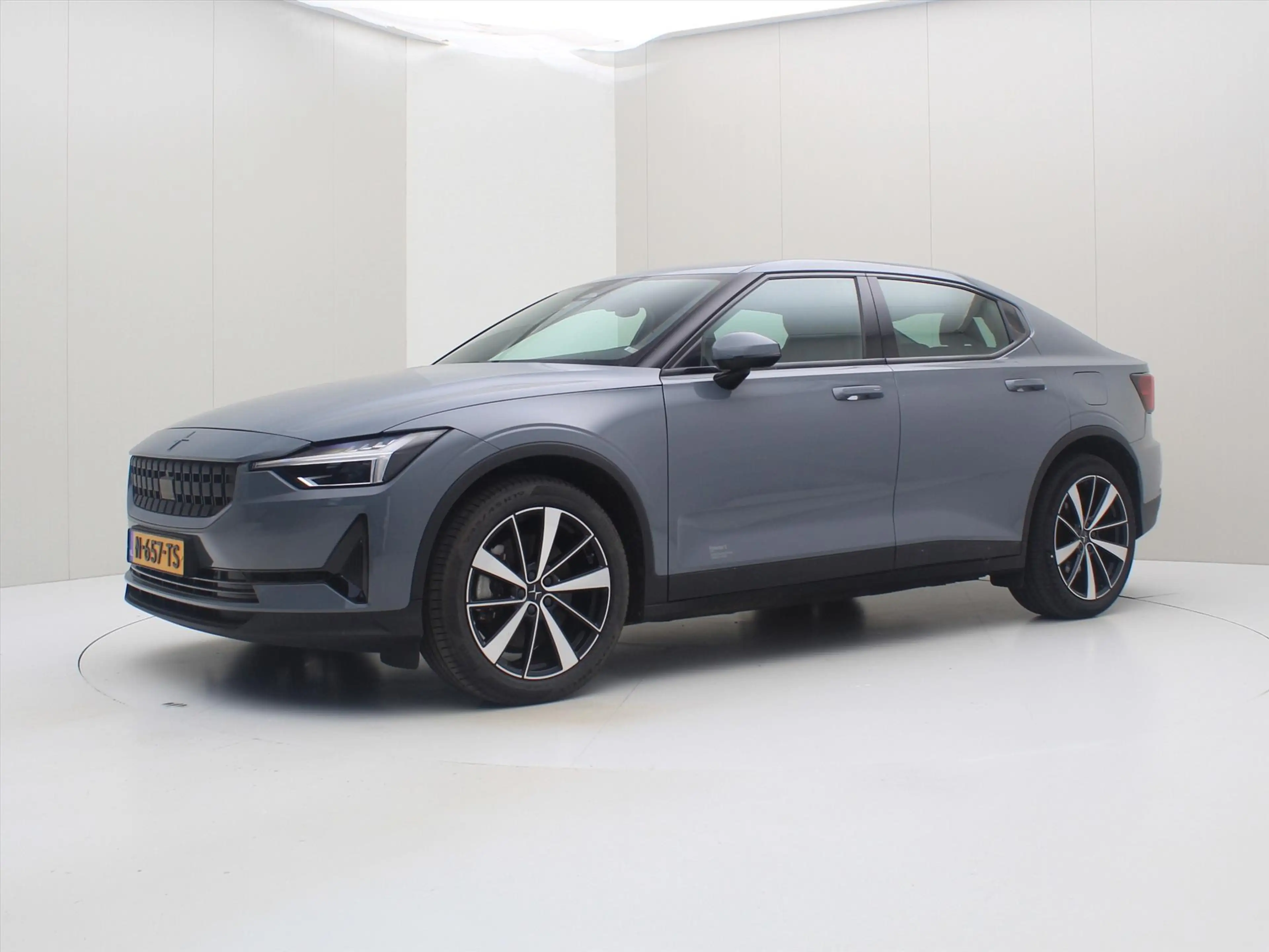 Polestar 2 Long Range Single Motor 231pk 94.1% SoH [ TREKHAAK — photo 8