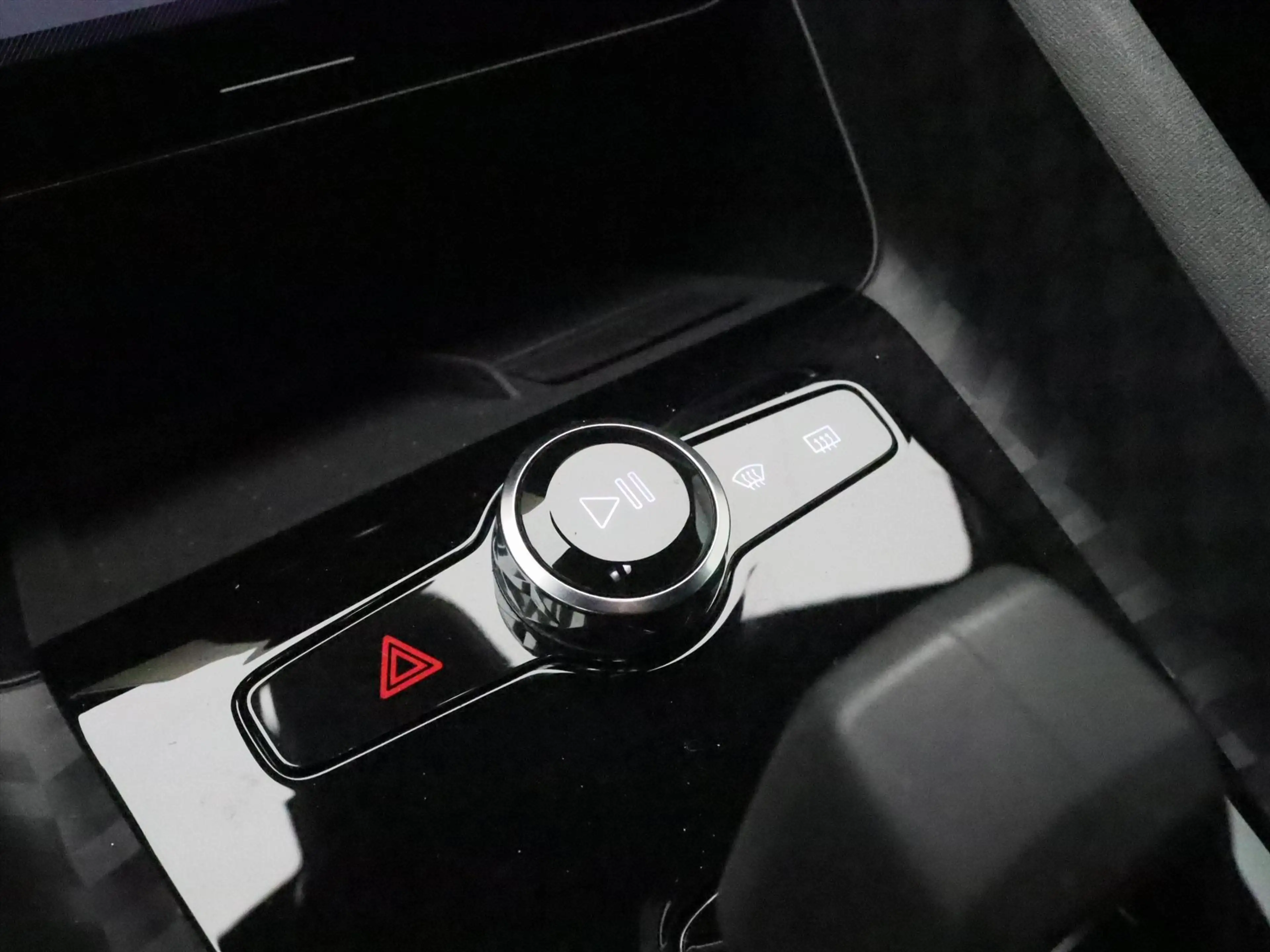 Polestar 2 Long Range Single Motor 231pk 94.1% SoH [ TREKHAAK — photo 32