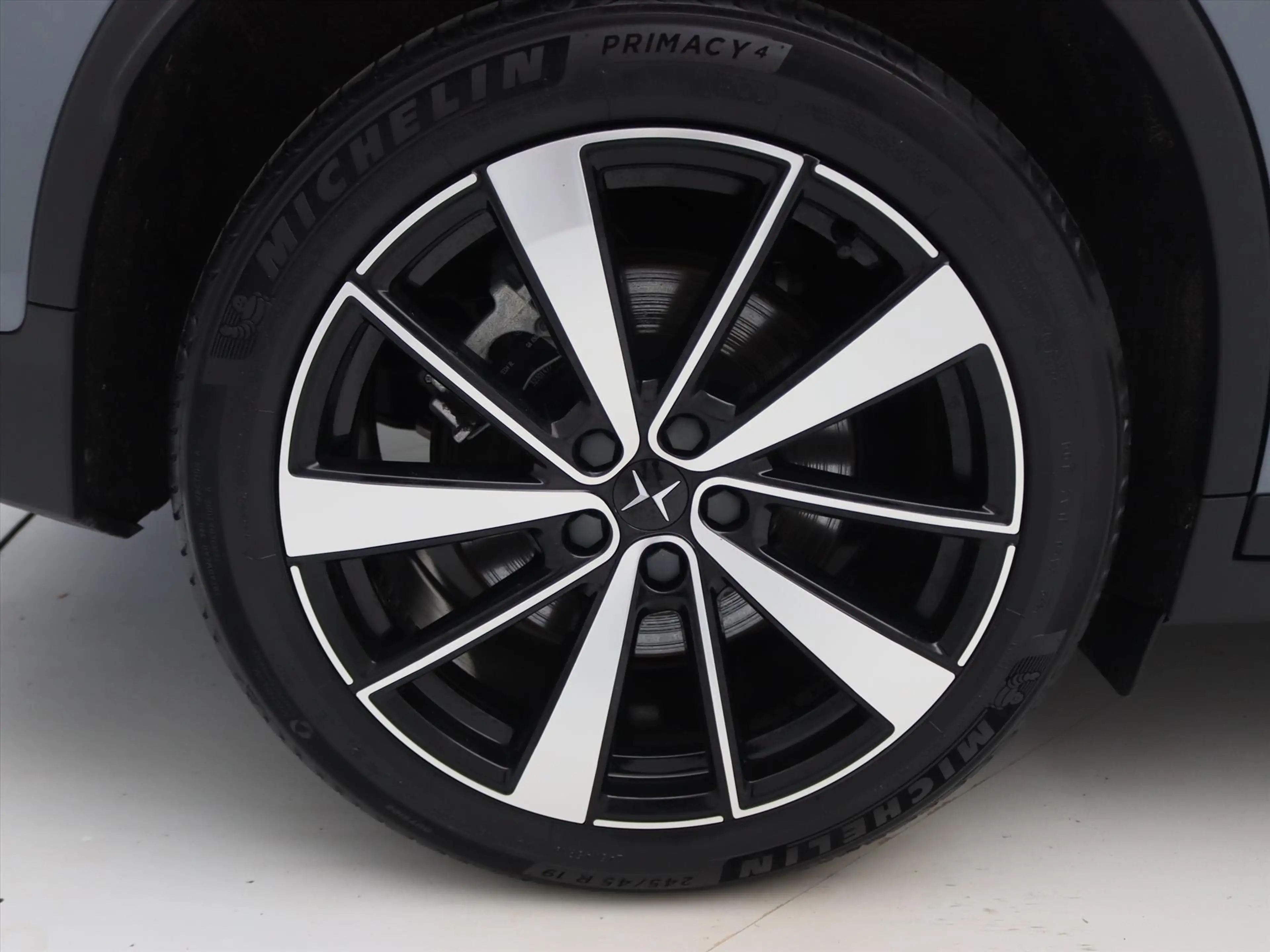 Polestar 2 Long Range Single Motor 231pk 94.1% SoH [ TREKHAAK — photo 9