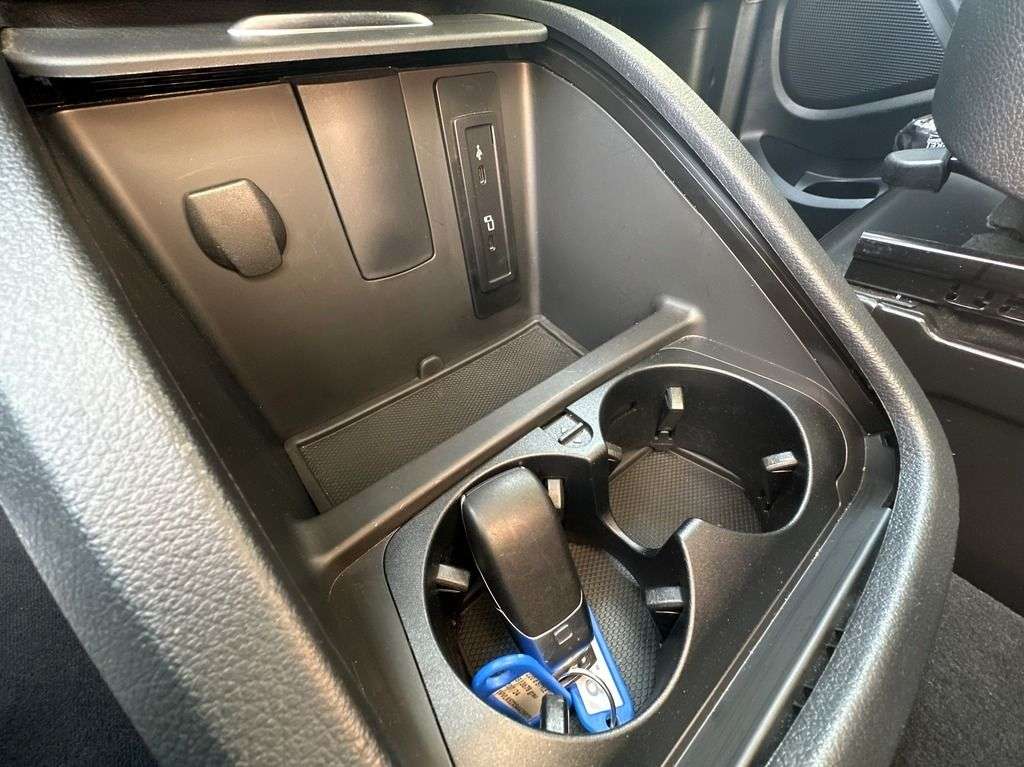 Mercedes-Benz V 220