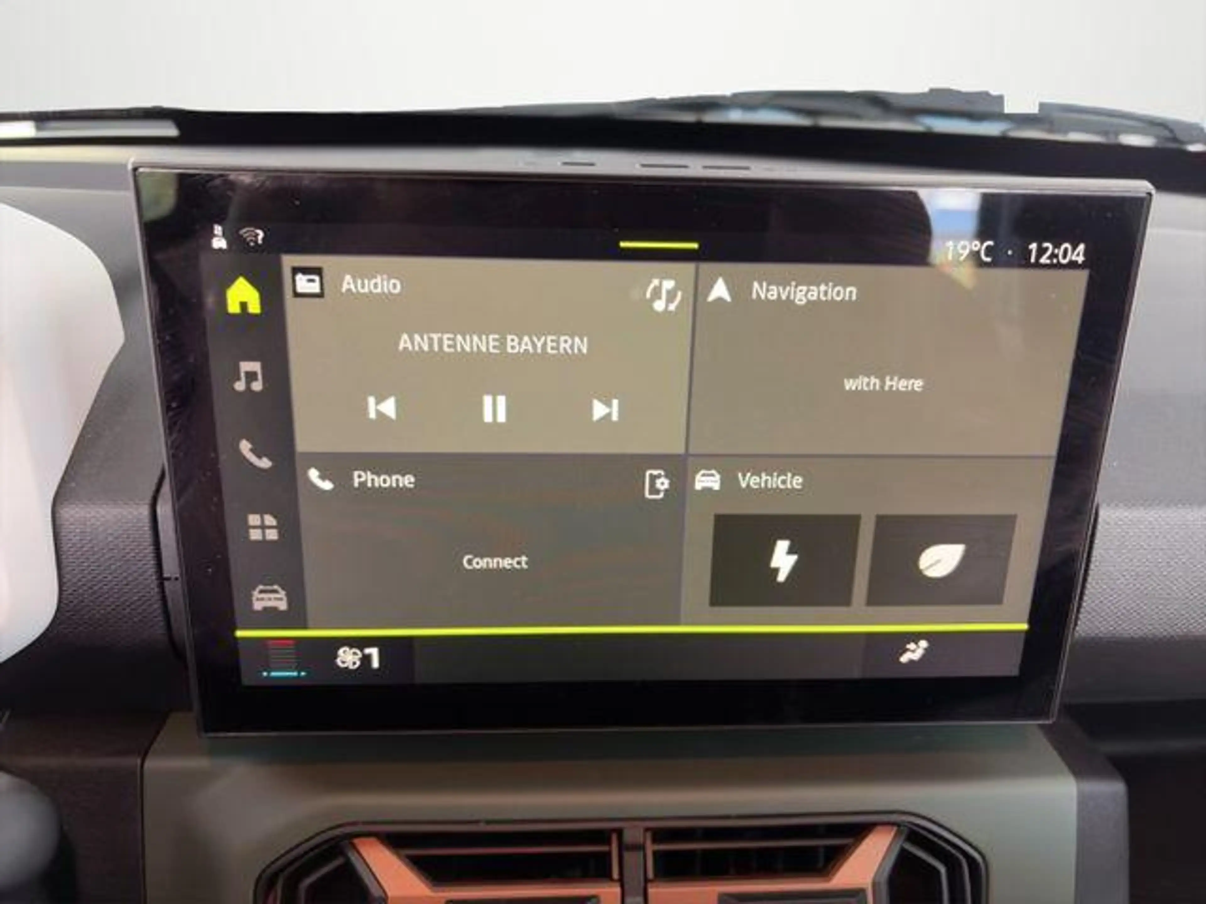 Dacia Spring Electric Extreme/NAV/RFK/ 48 kW (65 PS), Automa... — photo 8