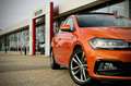 Volkswagen Polo 1.0 TSI Highline R-Line / SCHUIFDAK / APPLE + ANDR Oranje - thumbnail 4
