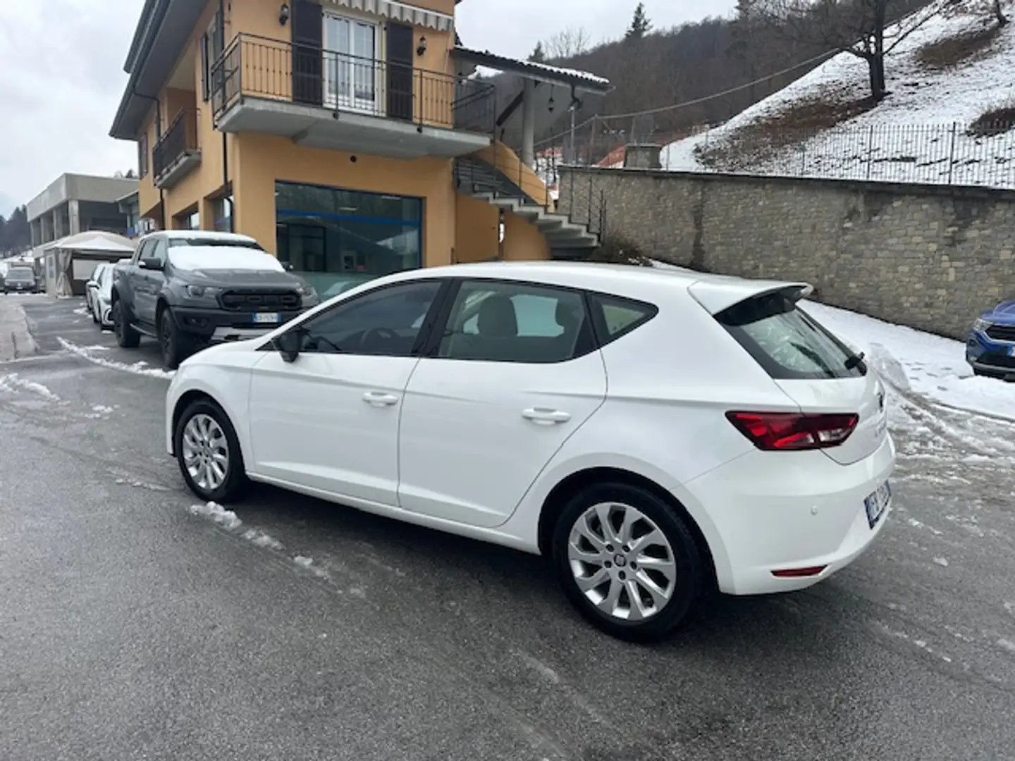 SEAT Leon Leon 5p 1.6 tdi FR  UNICOPROPROPRIET. NEOPATENTATI Blanc - 2