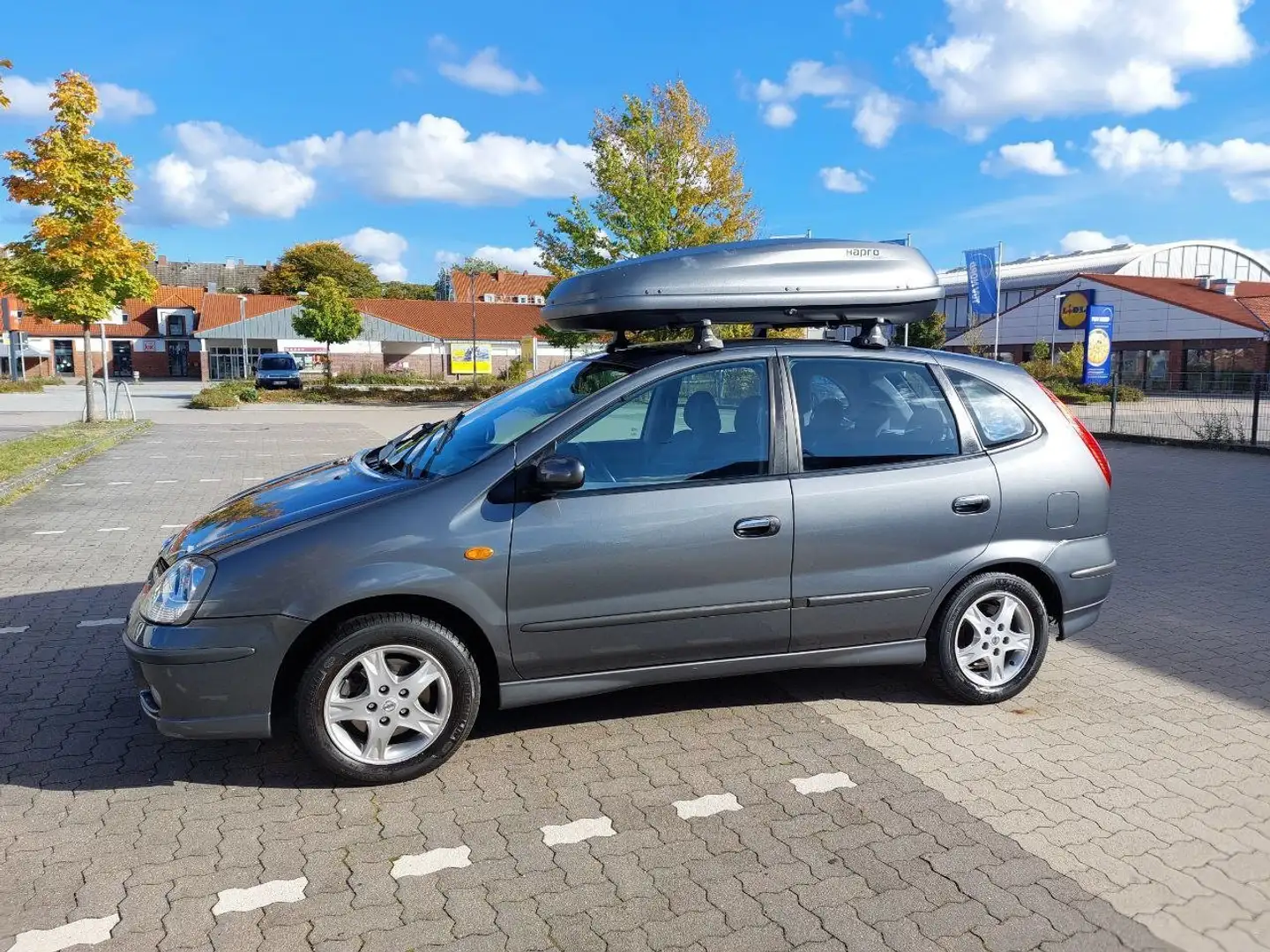Nissan Almera Tino Almera Tino Aut. acenta PLUS - 1