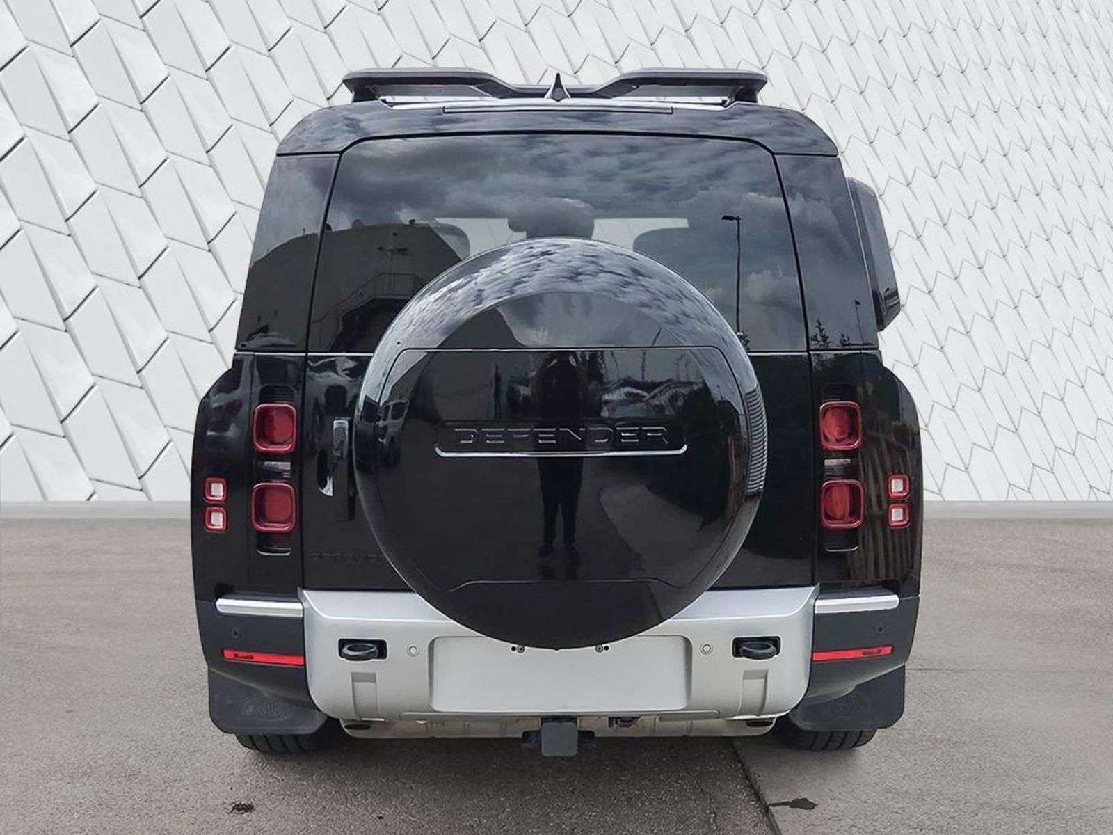 2024 Land Rover Defender 130 V6 S, 8-PASS, LOW KM, AIR SUSPENSION, DRIVER A — снимка 1