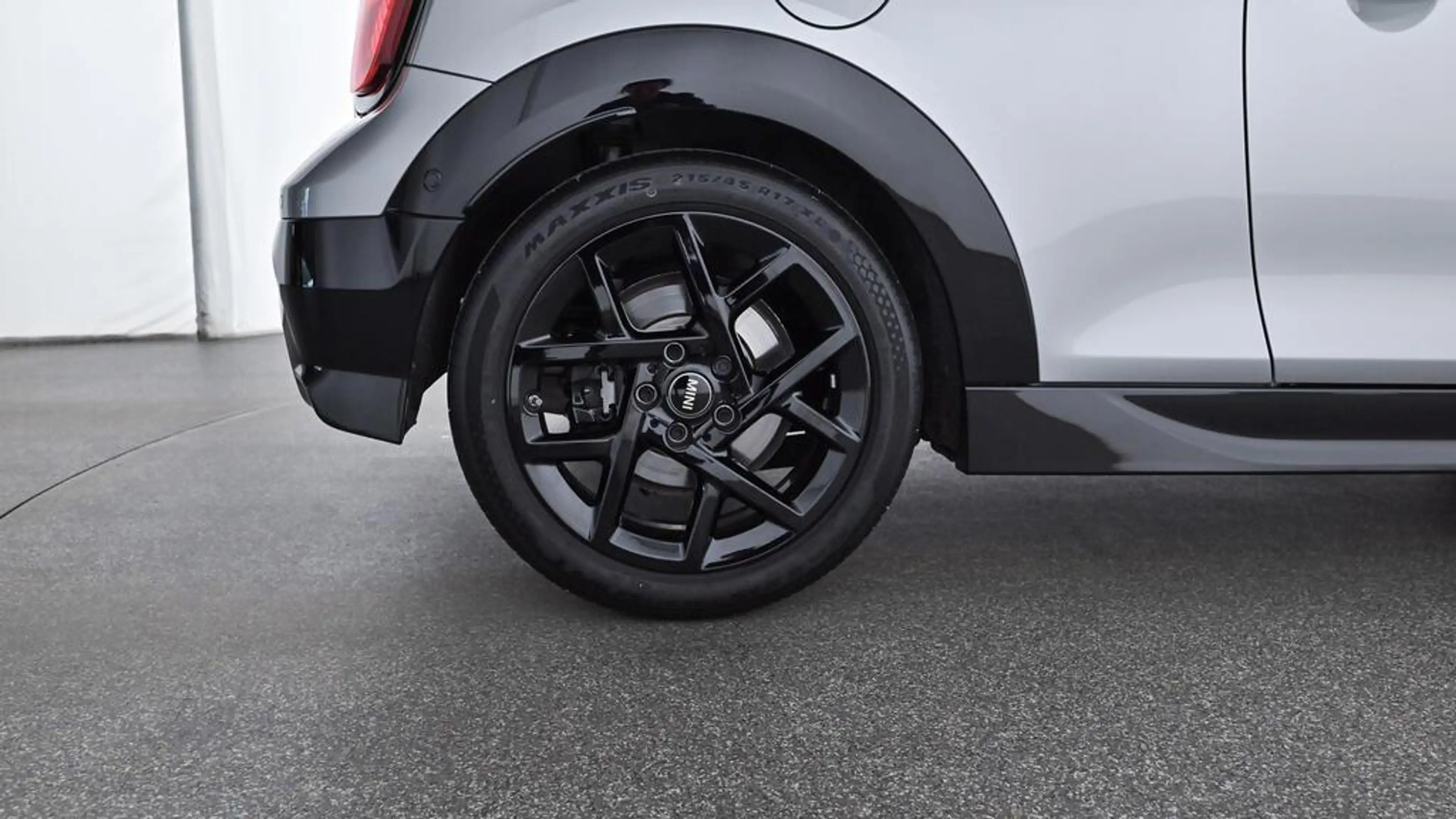 MINI Cooper C Cabrio John Cooper Works Trim — photo 10