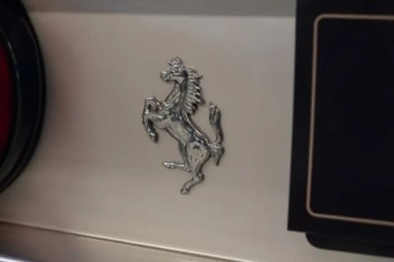 Ferrari Mondial 3.2, foto 7