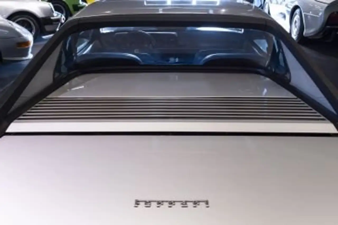 Ferrari Mondial 3.2, foto 12