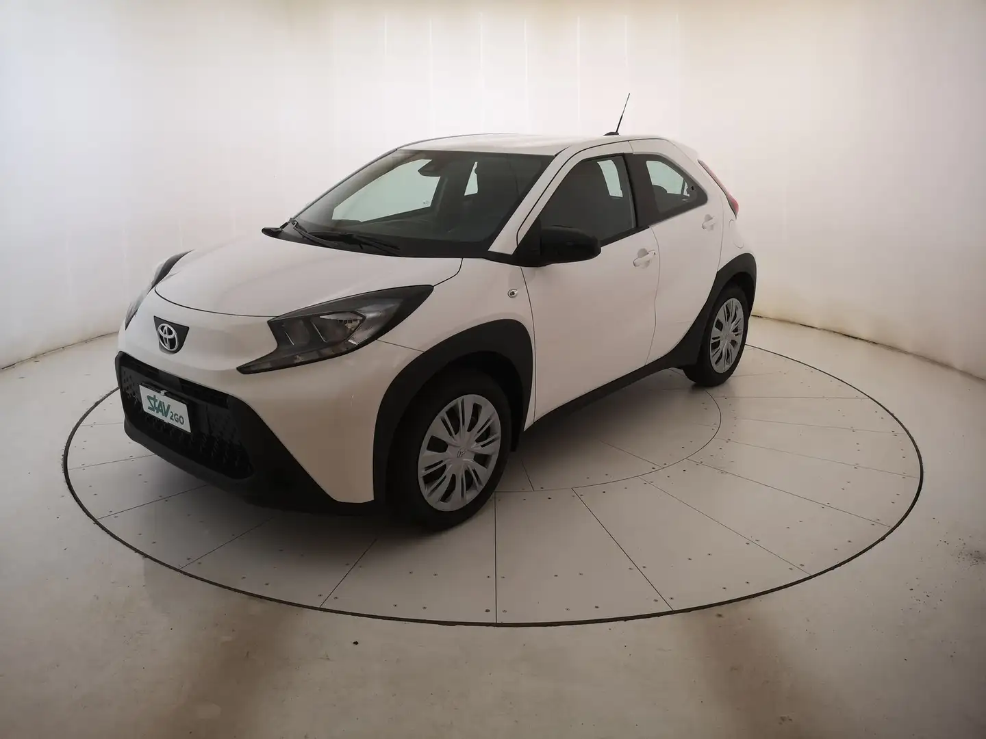 Toyota Aygo X 1.0 Active 72cv Blanc - 1
