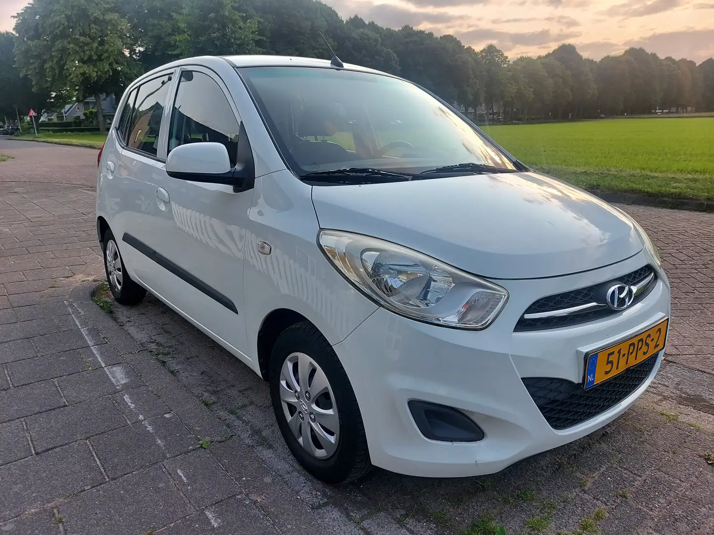 Hyundai i10 i10 1.1 i-Drive Cool Blanco - 2