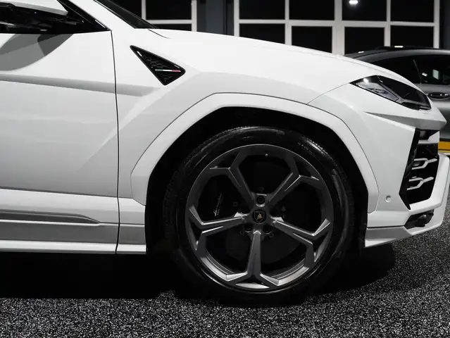 Lamborghini Urus *1 Besitz*Ö-Auto*Garantie*TAUSCH*LEASING* — 4