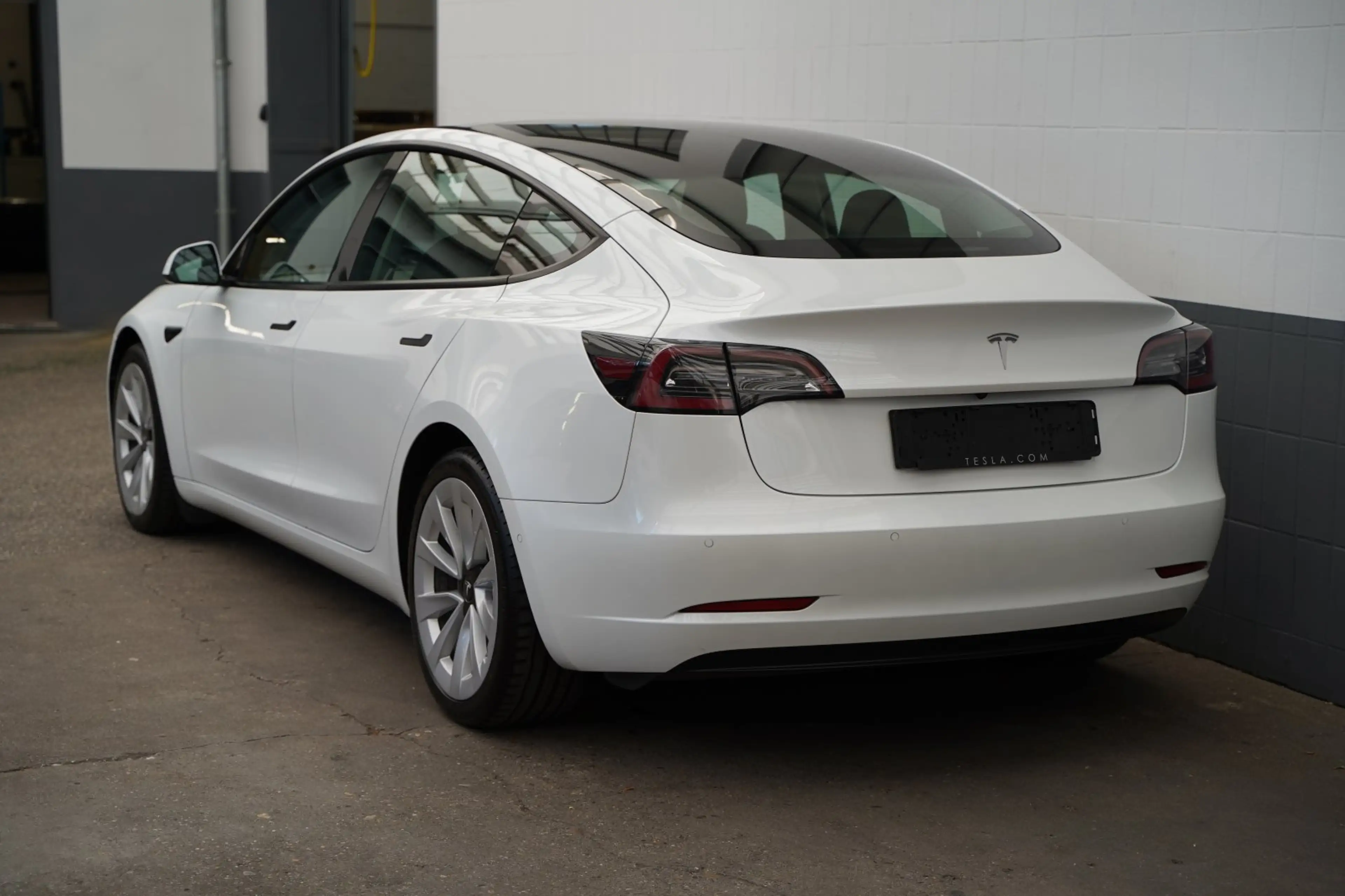 Tesla Model 3 Standard Range + *19-Zoll*1.Hand*unfallfrei* — photo 7