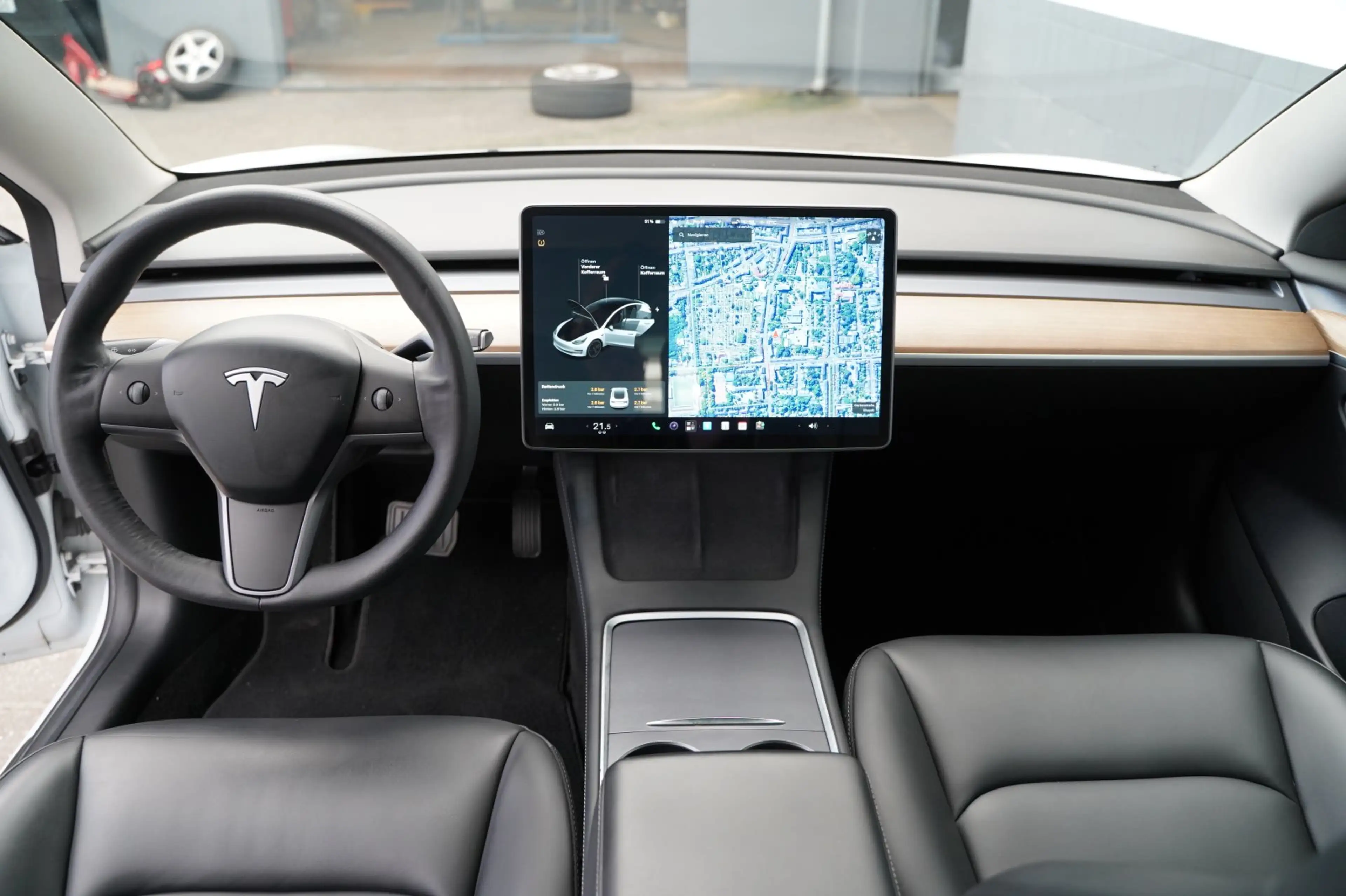 Tesla Model 3 Standard Range + *19-Zoll*1.Hand*unfallfrei* — photo 2