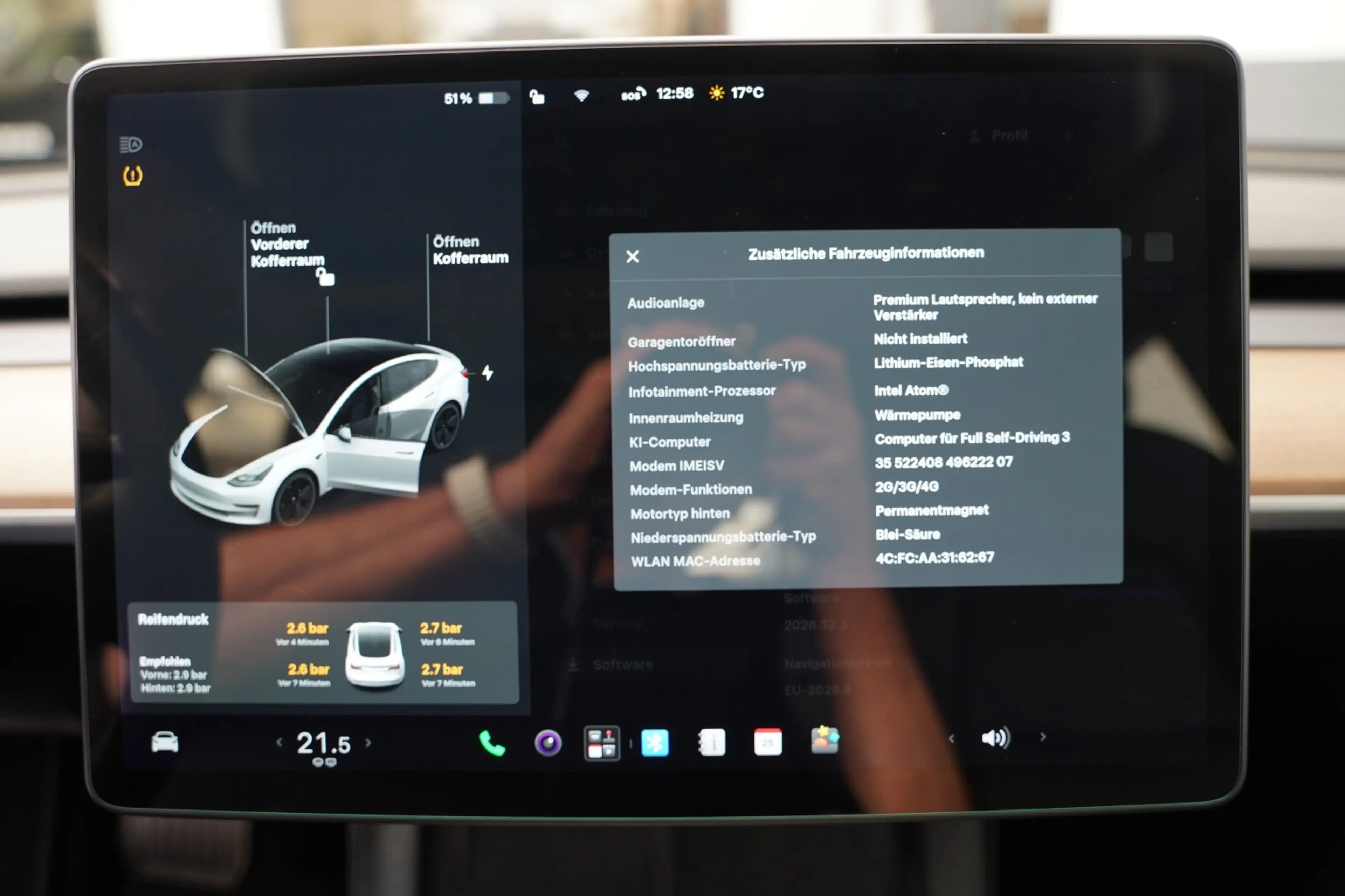 Tesla Model 3 Standard Range + *19-Zoll*1.Hand*unfallfrei* — photo 13