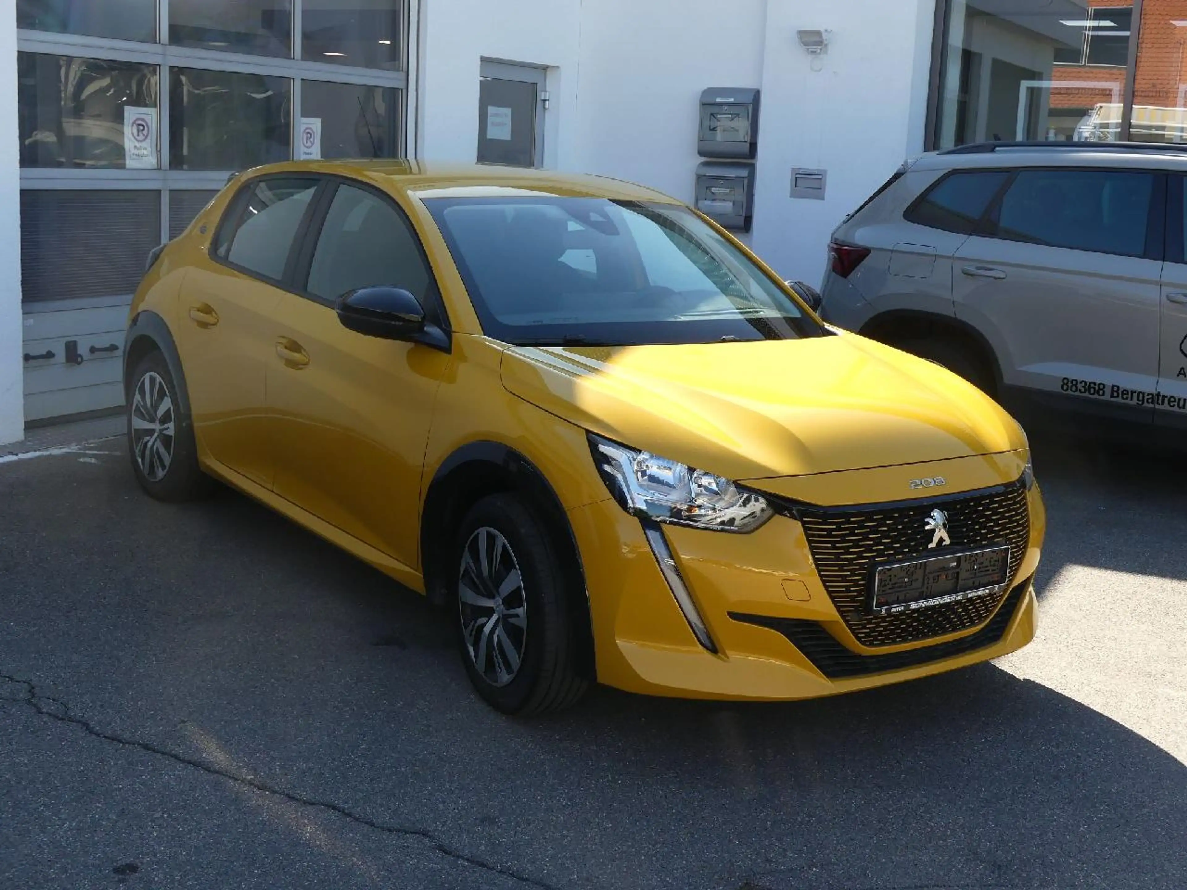 Peugeot e-208 Peugeot e-208 Active 136 App/Klima — photo 3