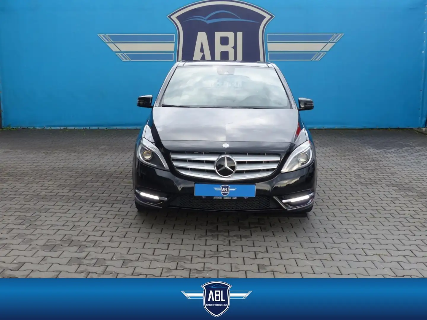 Mercedes-Benz B 250 .XENON.NAVI.PDC.KLIMA.AUTOMATIK.PANORAMA Klima Schwarz - 1