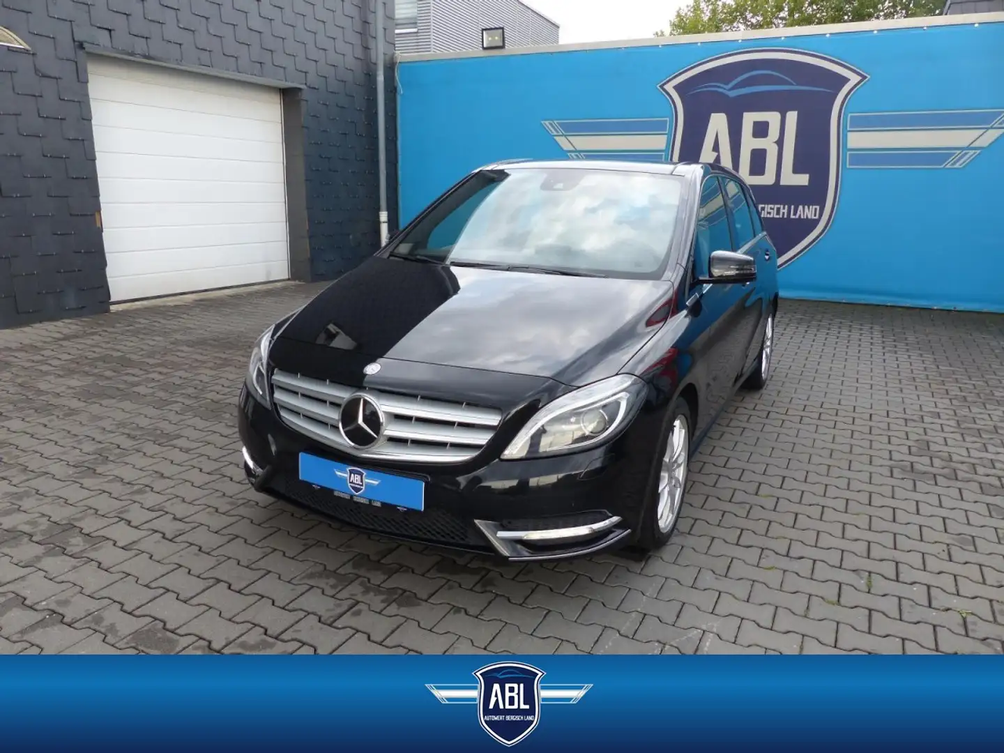 Mercedes-Benz B 250 .XENON.NAVI.PDC.KLIMA.AUTOMATIK.PANORAMA Klima Schwarz - 1