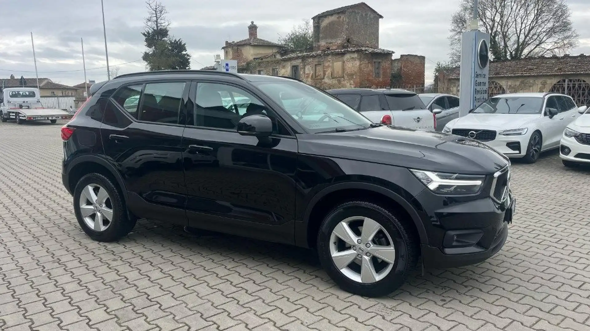 Volvo XC40 D3 AWD Geartronic Business UNICO PROPRIETARIO Noir - 2