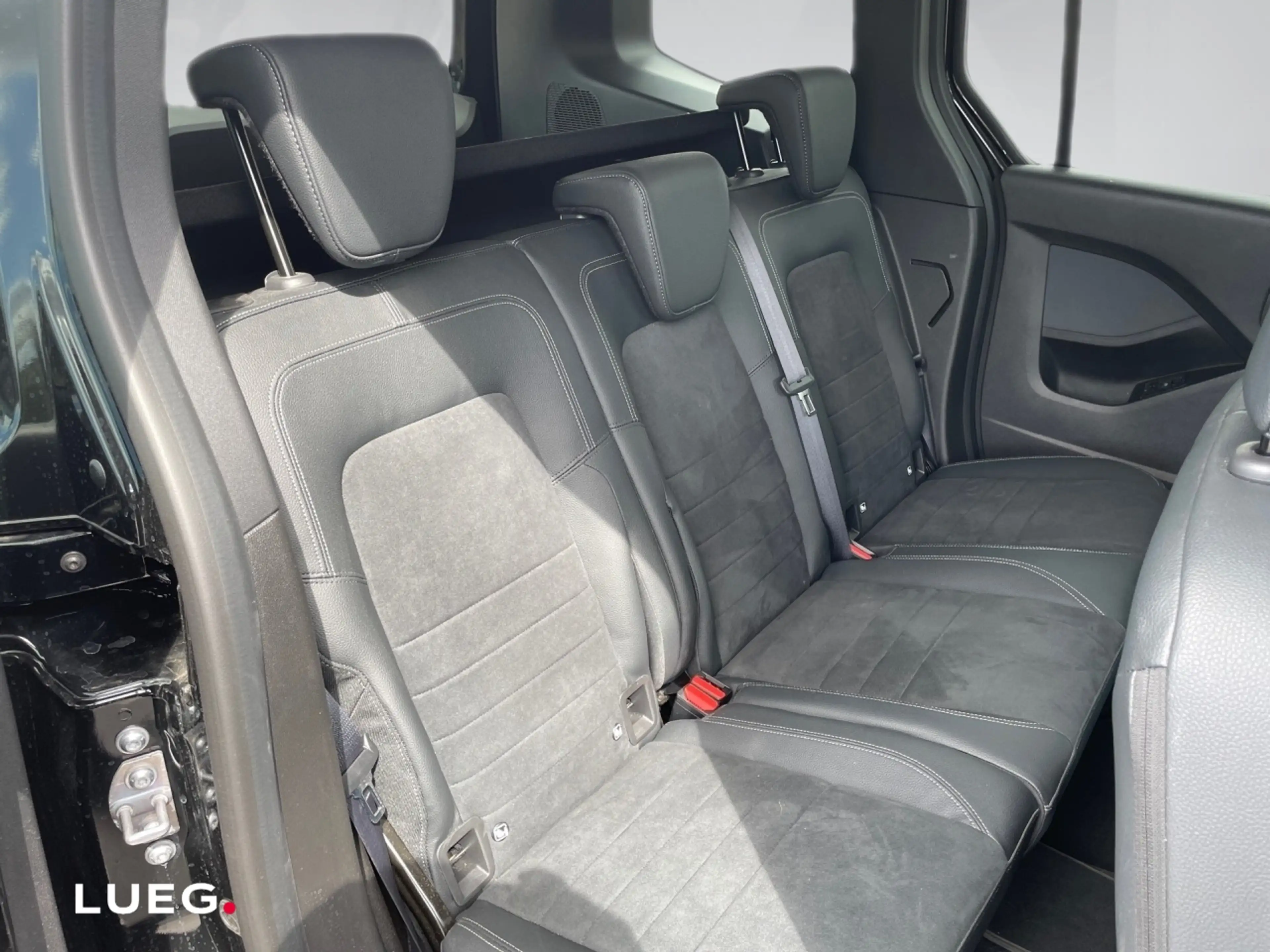 Mercedes-Benz T-Class T 180 d standard Perf SpurW AUT Fernlichtass. LM — photo 13
