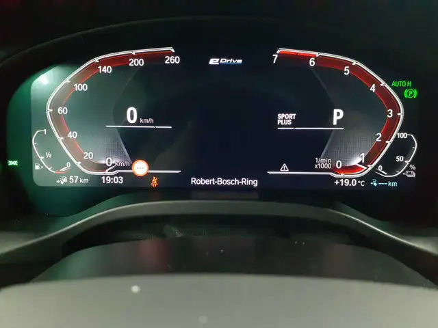 BMW X3 view 11