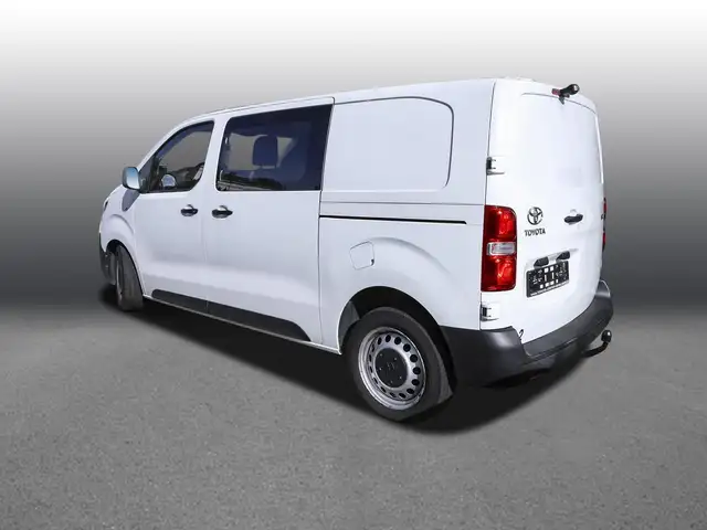 Toyota Proace view 2