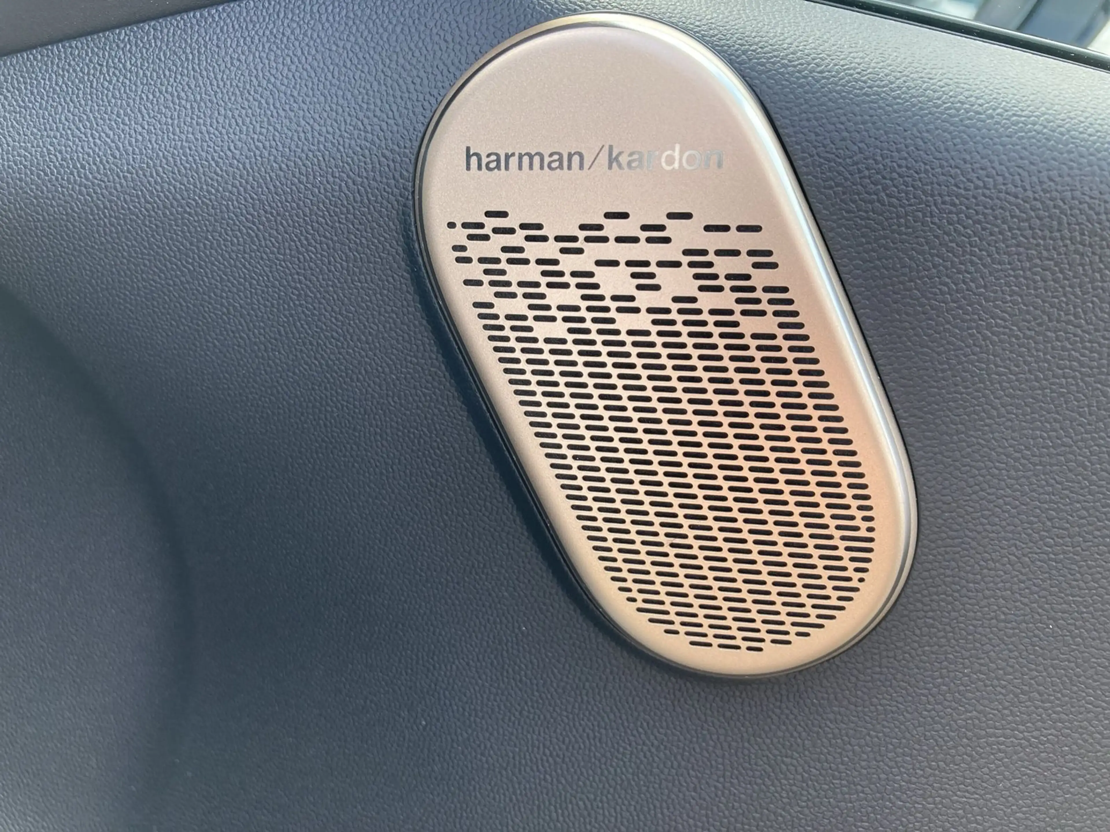 MINI Aceman SE HeadUp Pano Navi HK HiFi PA+ DA JCW — photo 13
