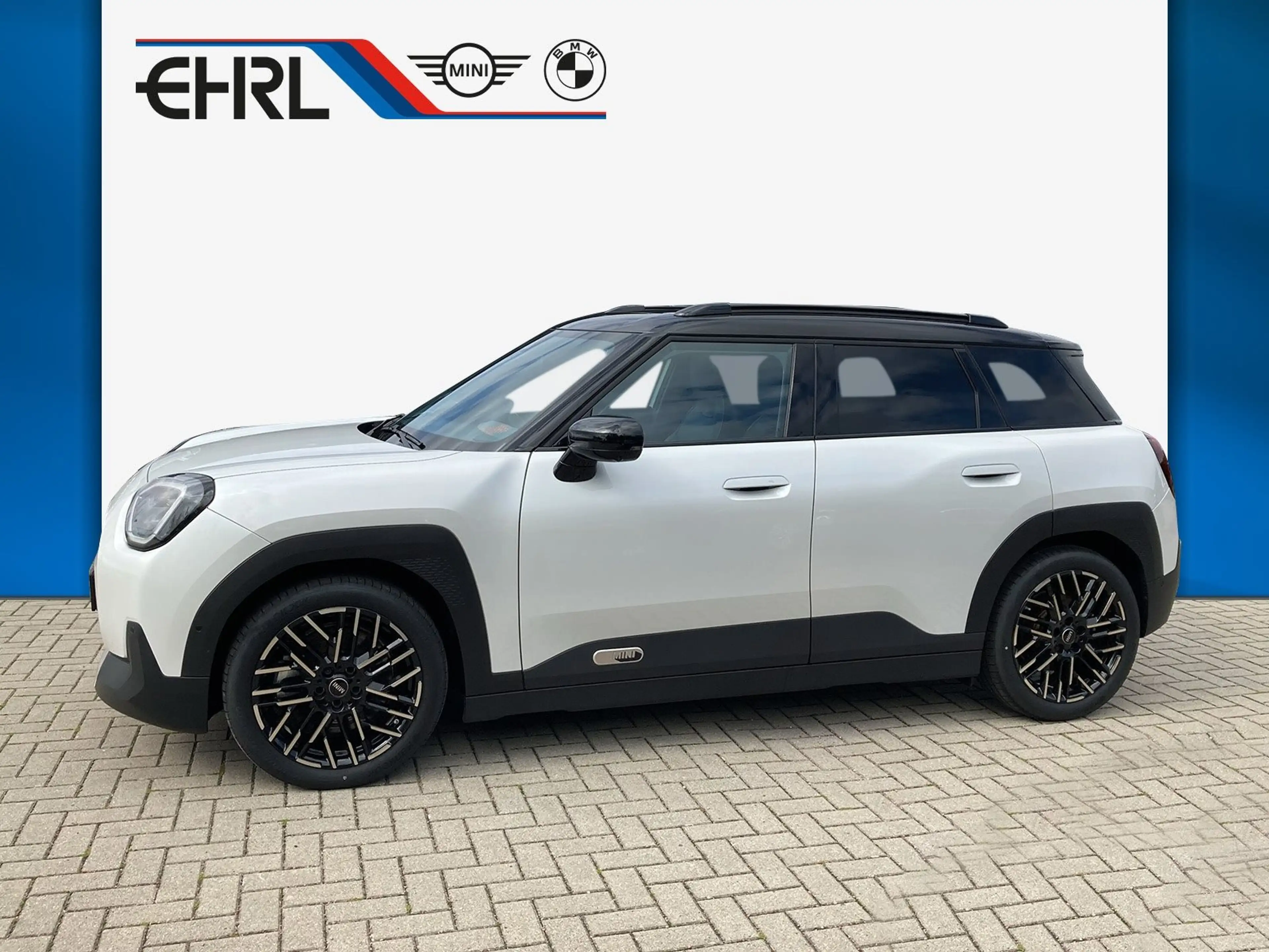MINI Aceman SE HeadUp Pano Navi HK HiFi PA+ DA JCW — photo 4