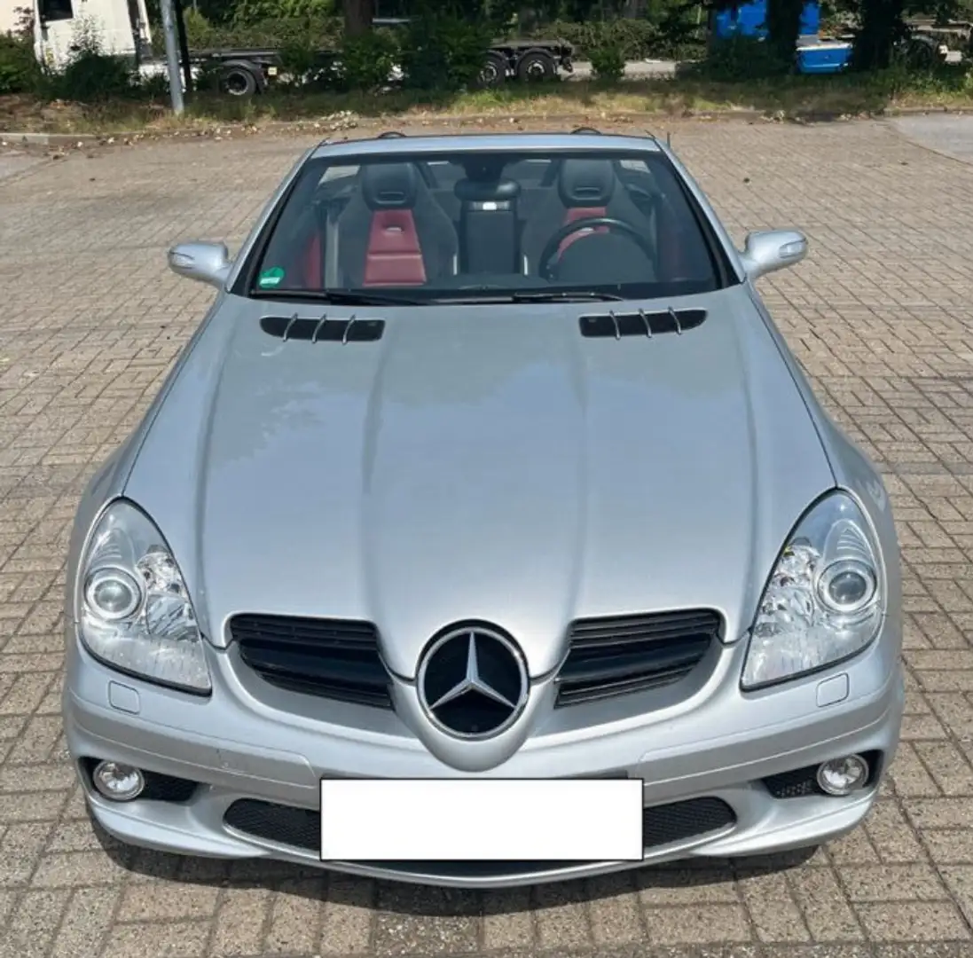 Mercedes-Benz SLK 55 AMG AMG V 8 - 1