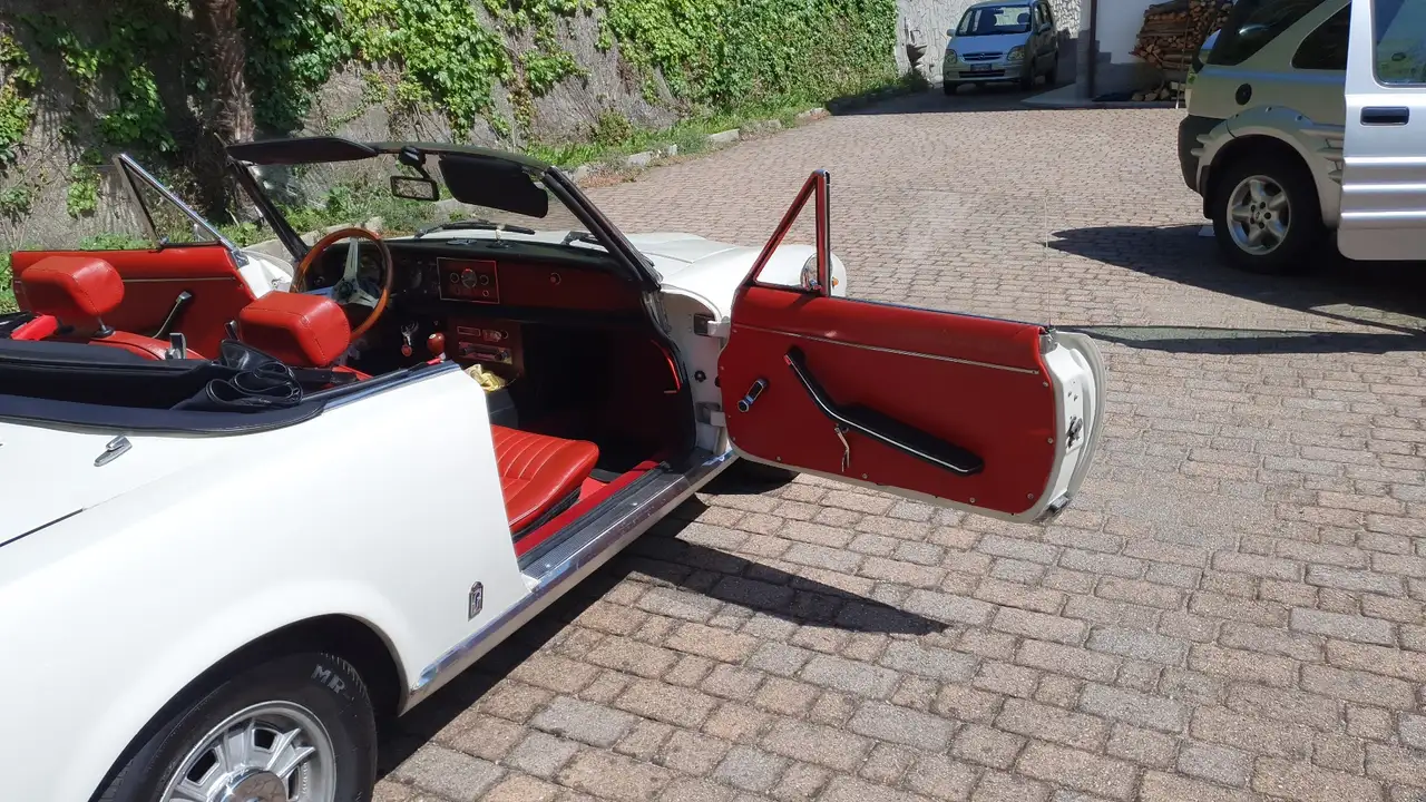 Fiat 124 Spider, foto 3
