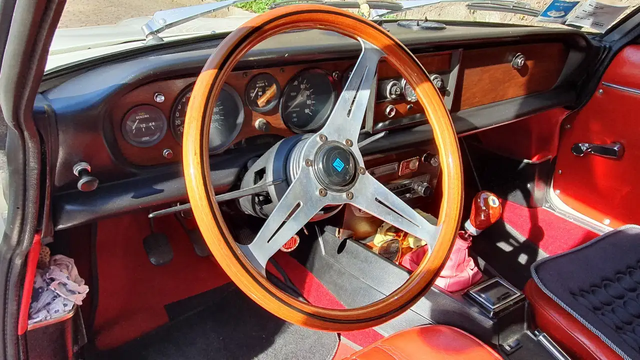 Fiat 124 Spider, foto 8
