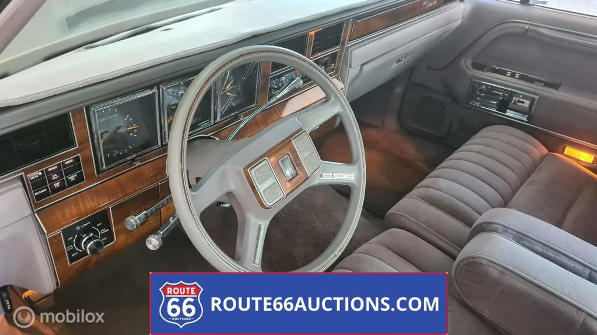 Lincoln Town Car Towncar Zwart - 2