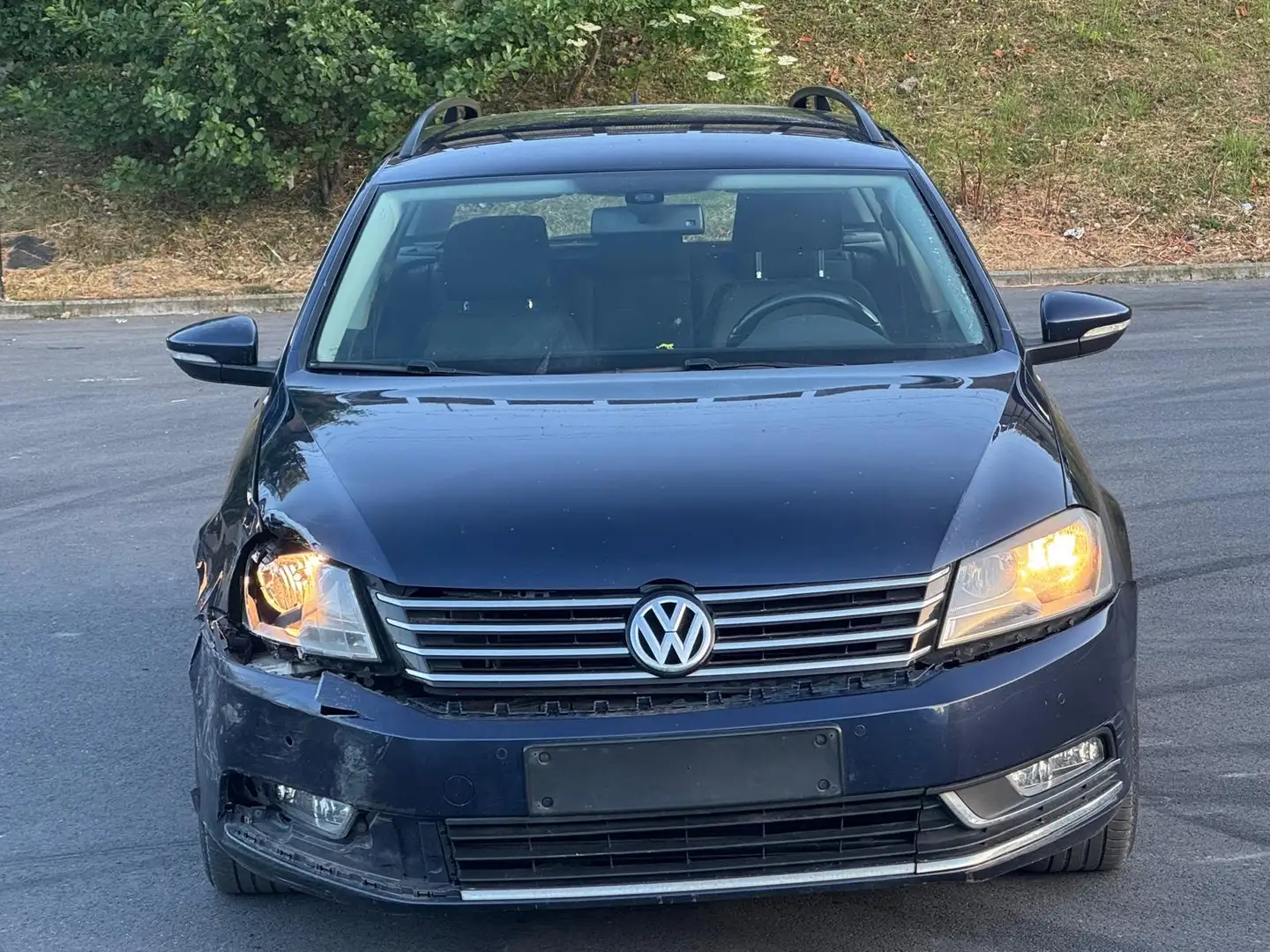 Volkswagen Passat 1.6 CR TDi Gps clime - 2