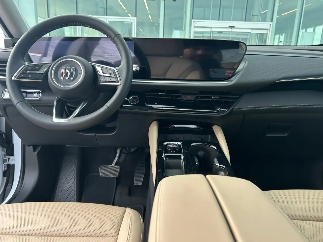 Buick Envision снимка Buick Envision