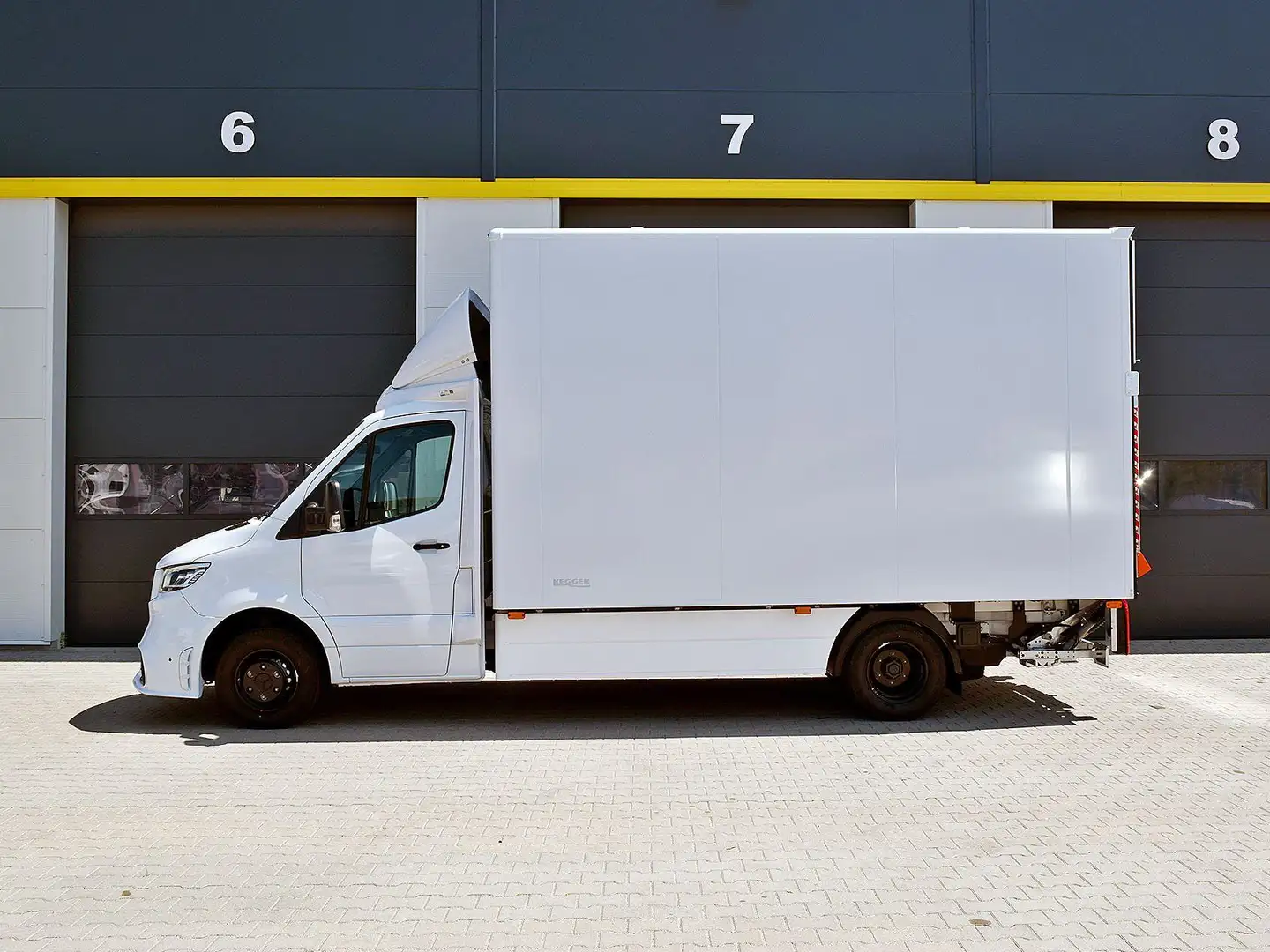 Mercedes-Benz Sprinter 519 CDI 5.5T AHK/LBW/Luftfederung/MBUX Wit - 2