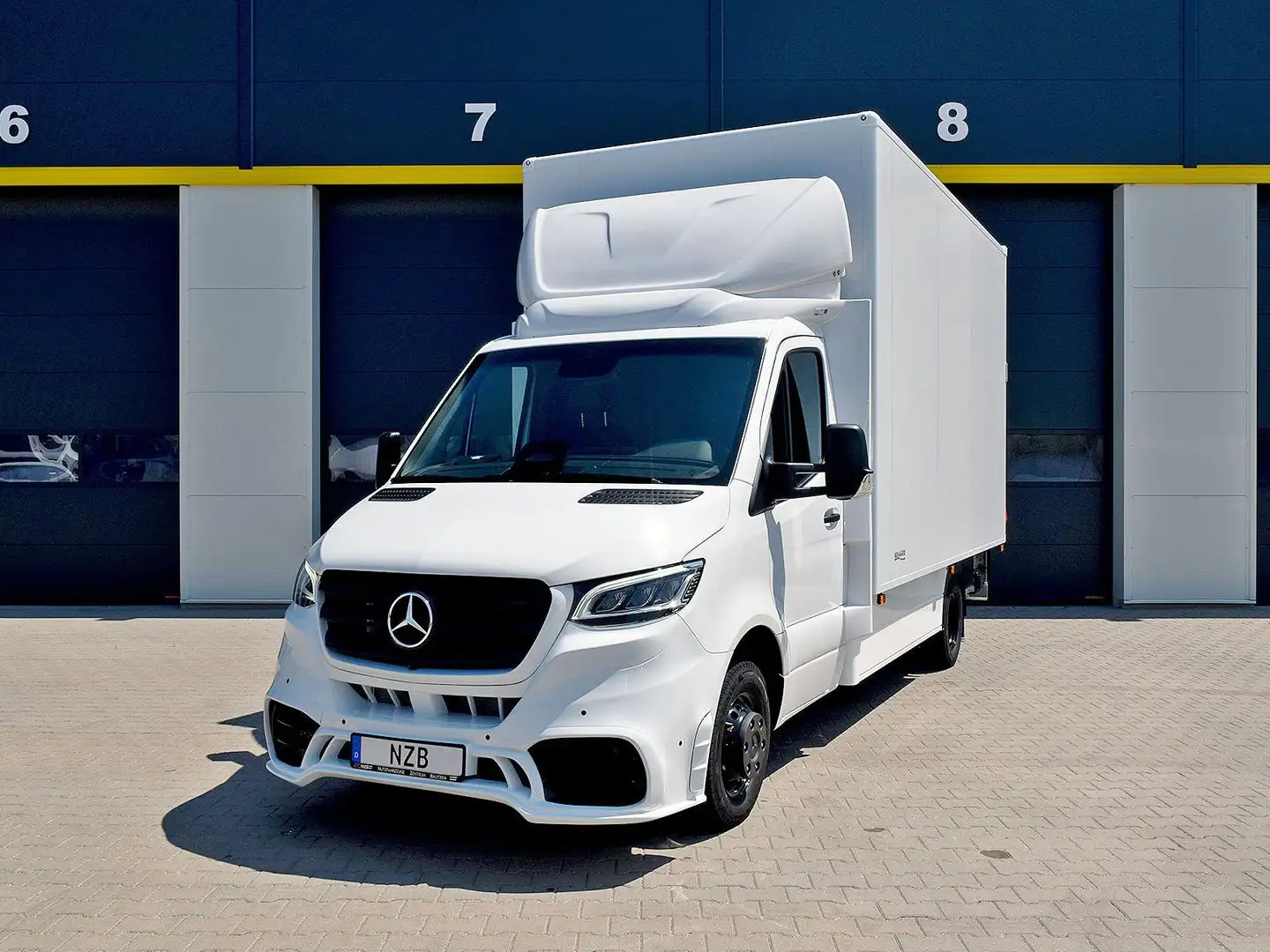 Mercedes-Benz Sprinter 519 CDI 5.5T AHK/LBW/Luftfederung/MBUX Wit - 1