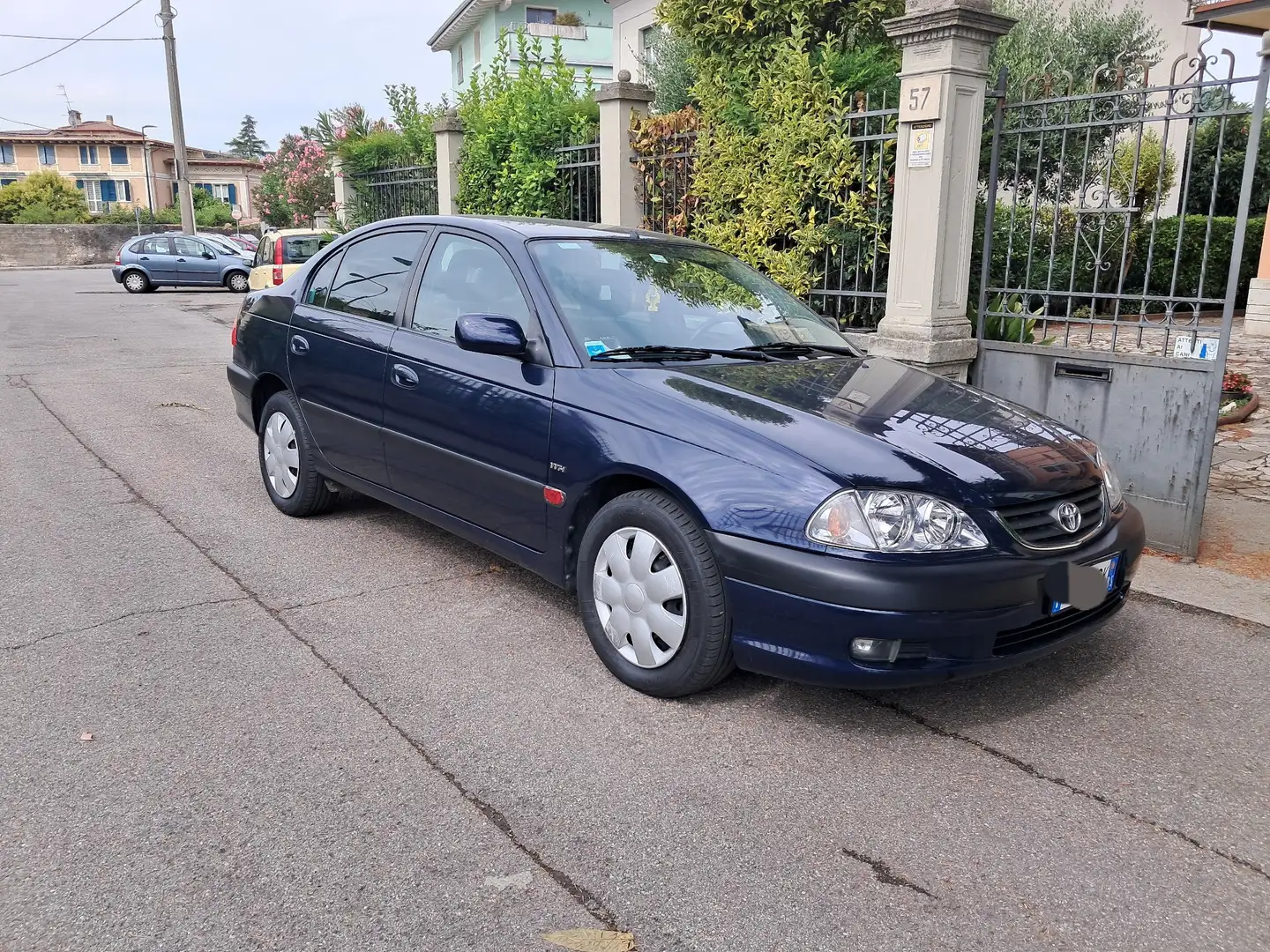Toyota Avensis 1.8 vvt-i 16v Solo 43.000 Km originali - 2