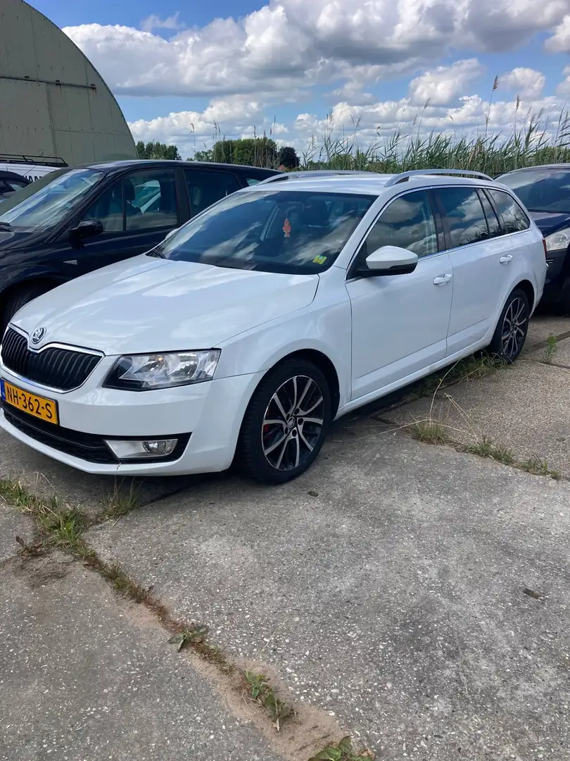 Skoda Octavia Combi 1.6 TDI Greentech Ambition Business Wit - 1