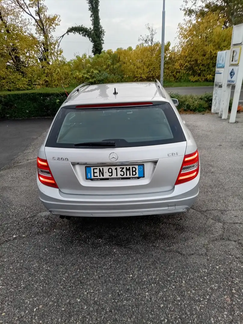 Mercedes-Benz 220 - 2