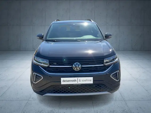 Volkswagen T-Cross view 9