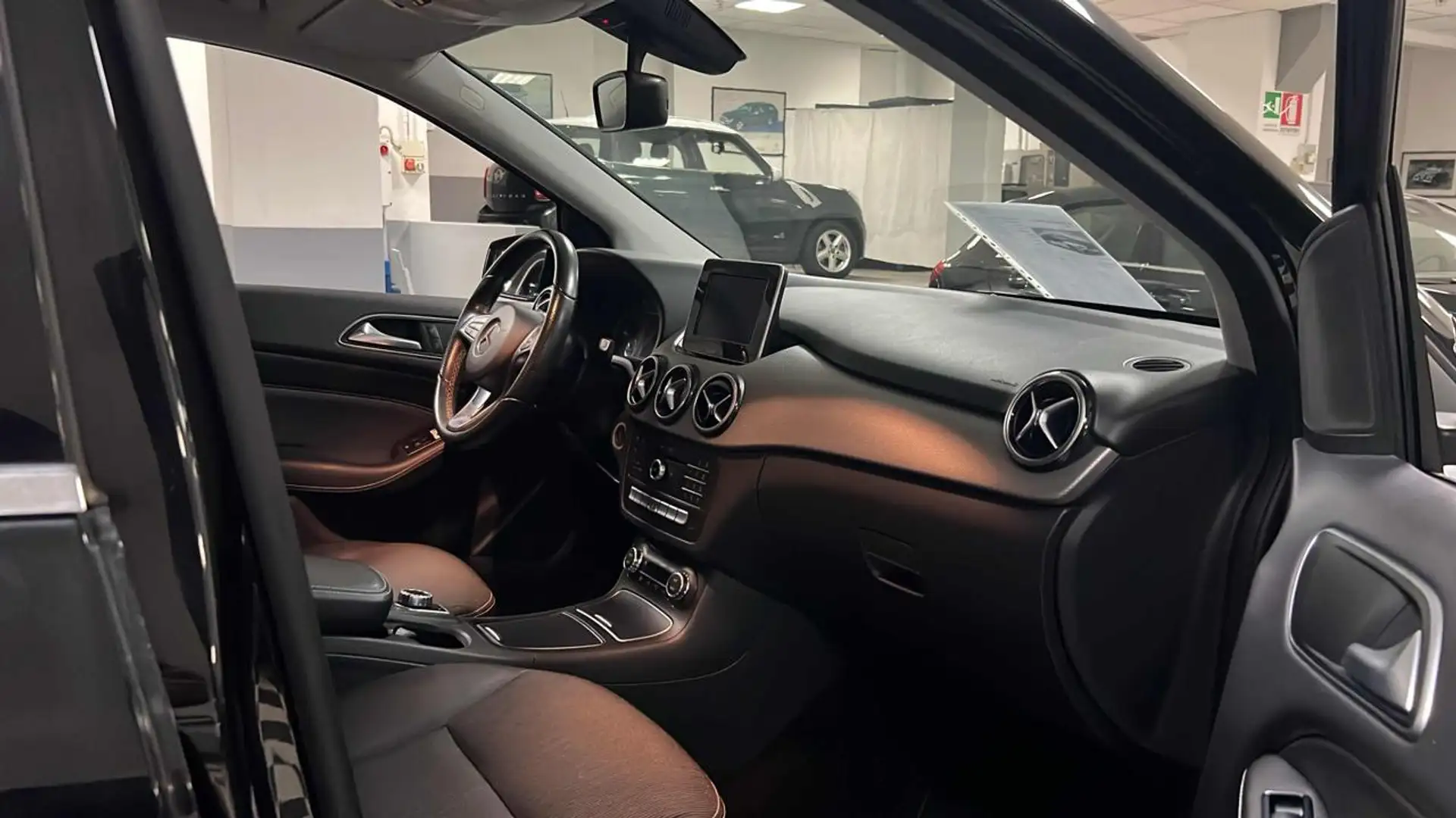 Mercedes-Benz B Electric Drive premium Negru - 2