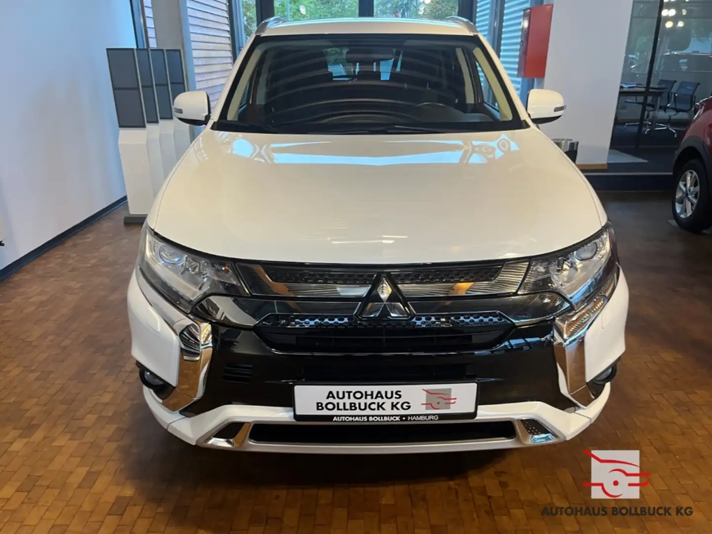 Mitsubishi Outlander Basis 4WD PHEV 2.4 BASIS Apple CarPlay Android Aut Blanc - 2