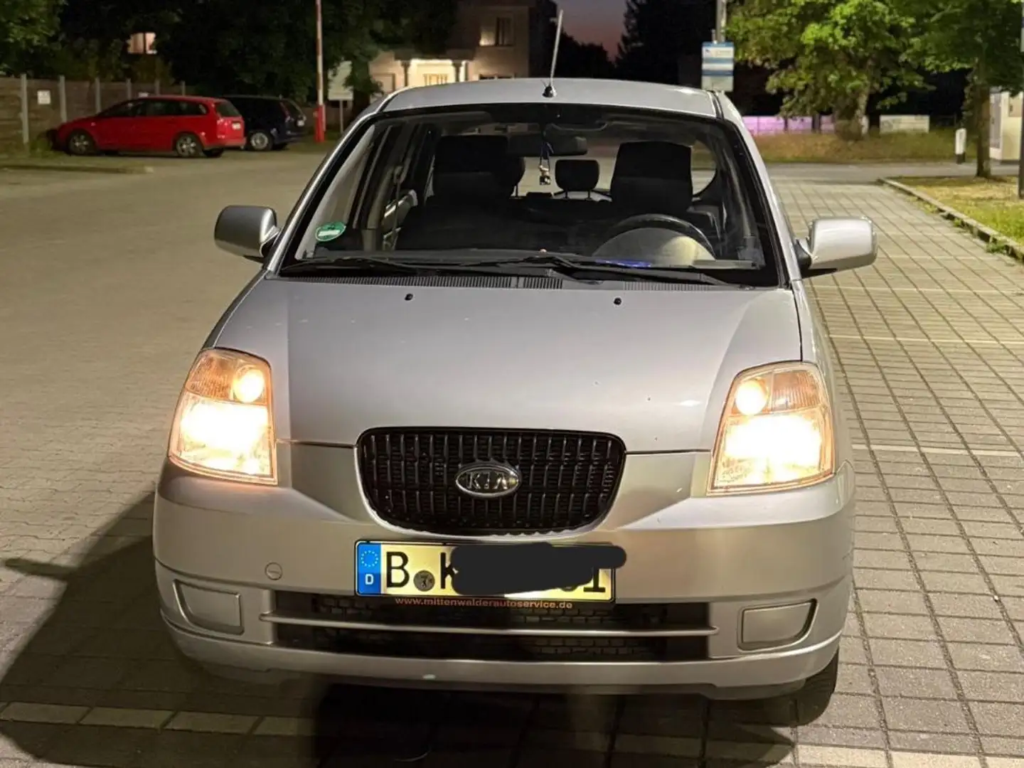 Kia Picanto Picanto 1.1LX Silber - 2