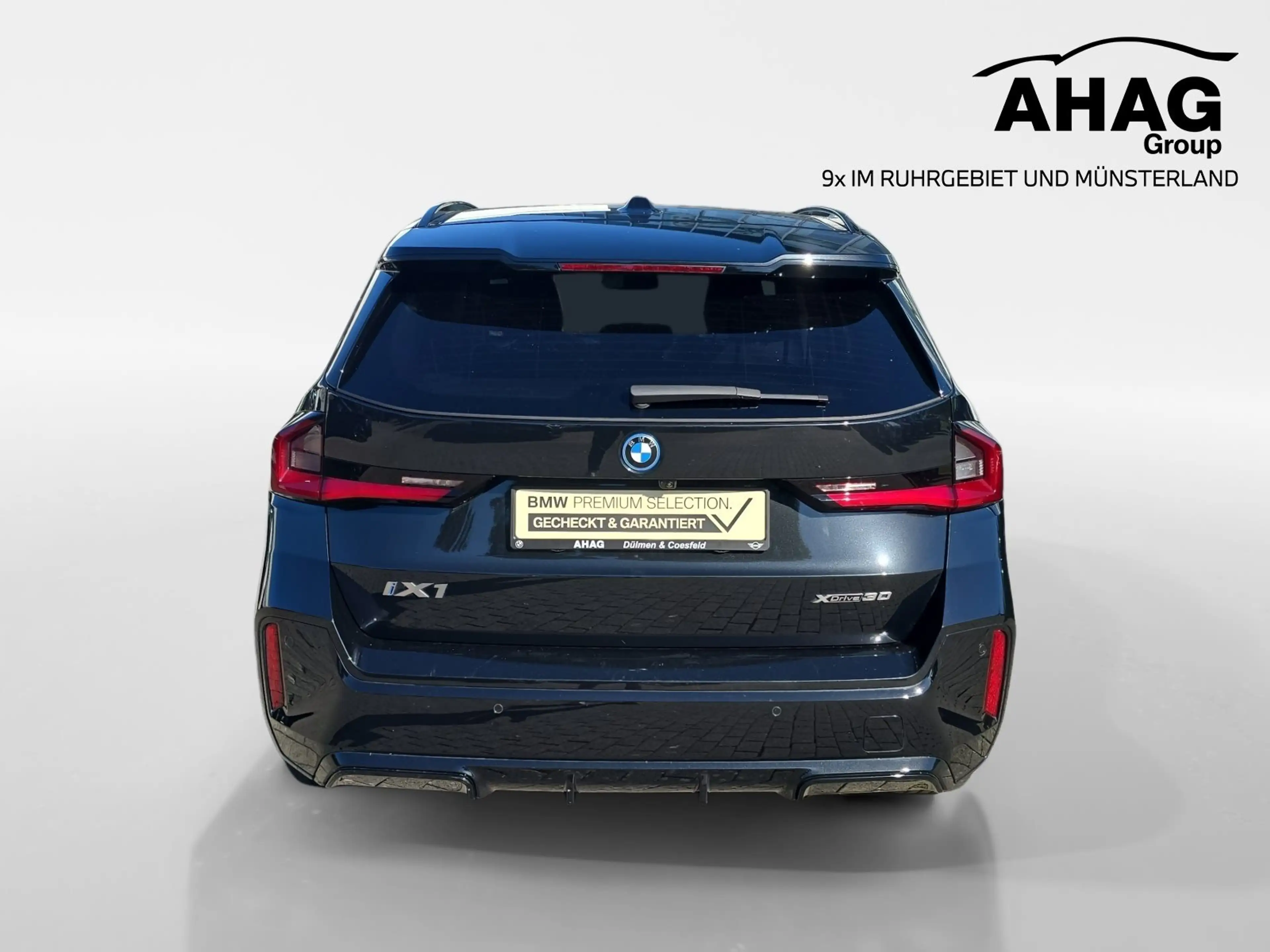 BMW iX1 xDrive30 M Sport AHK 360° ACC Head-Up — photo 5