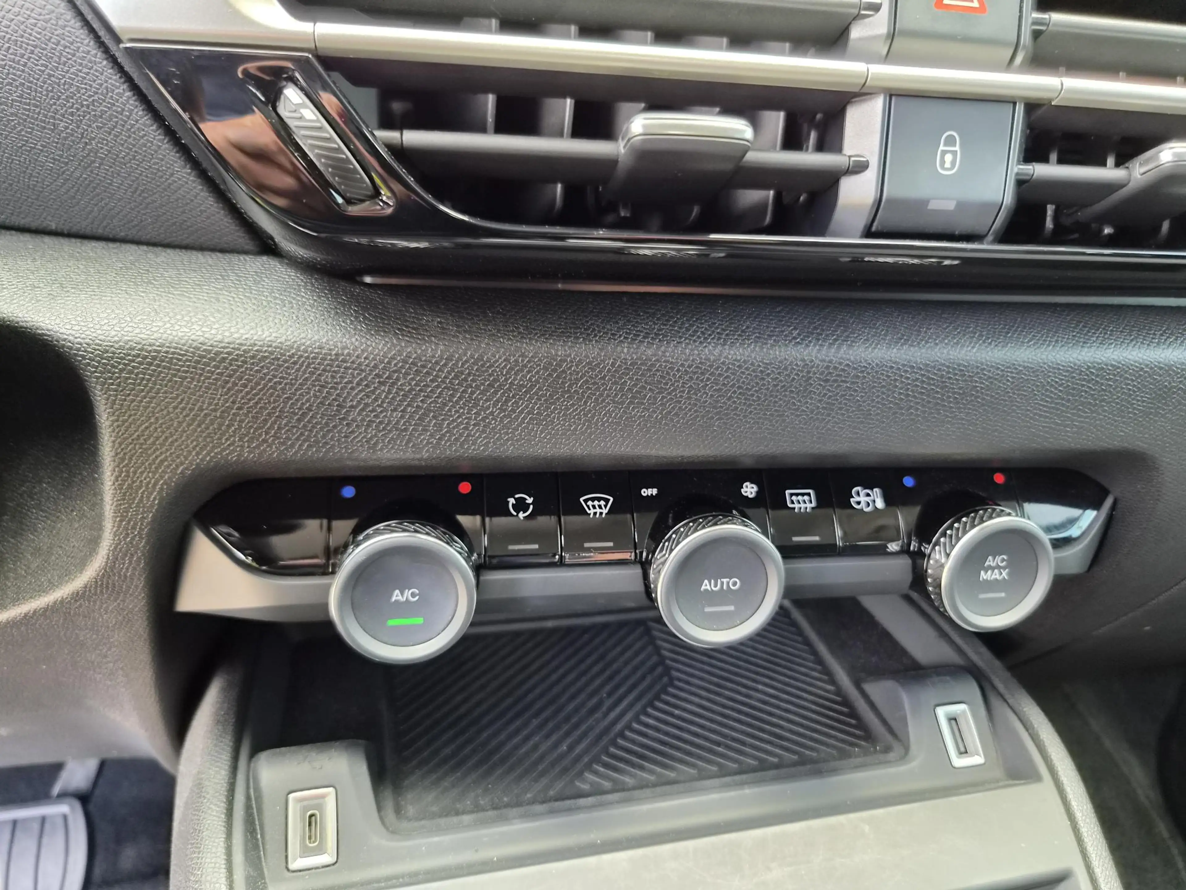 Citroen E-C4 Electric You 50 kWh LM VELGEN | SOH 100% | CAMERA — photo 20