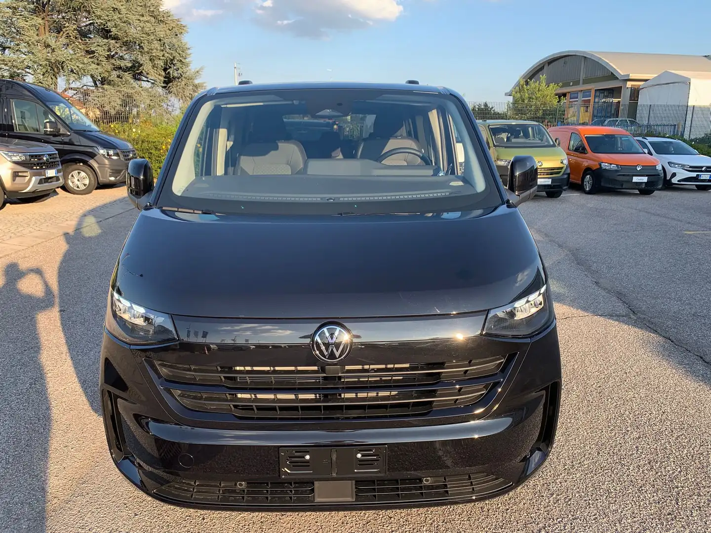 Volkswagen T7 Caravelle t7 2.0 tdi 150cv life l1 Nero - 2